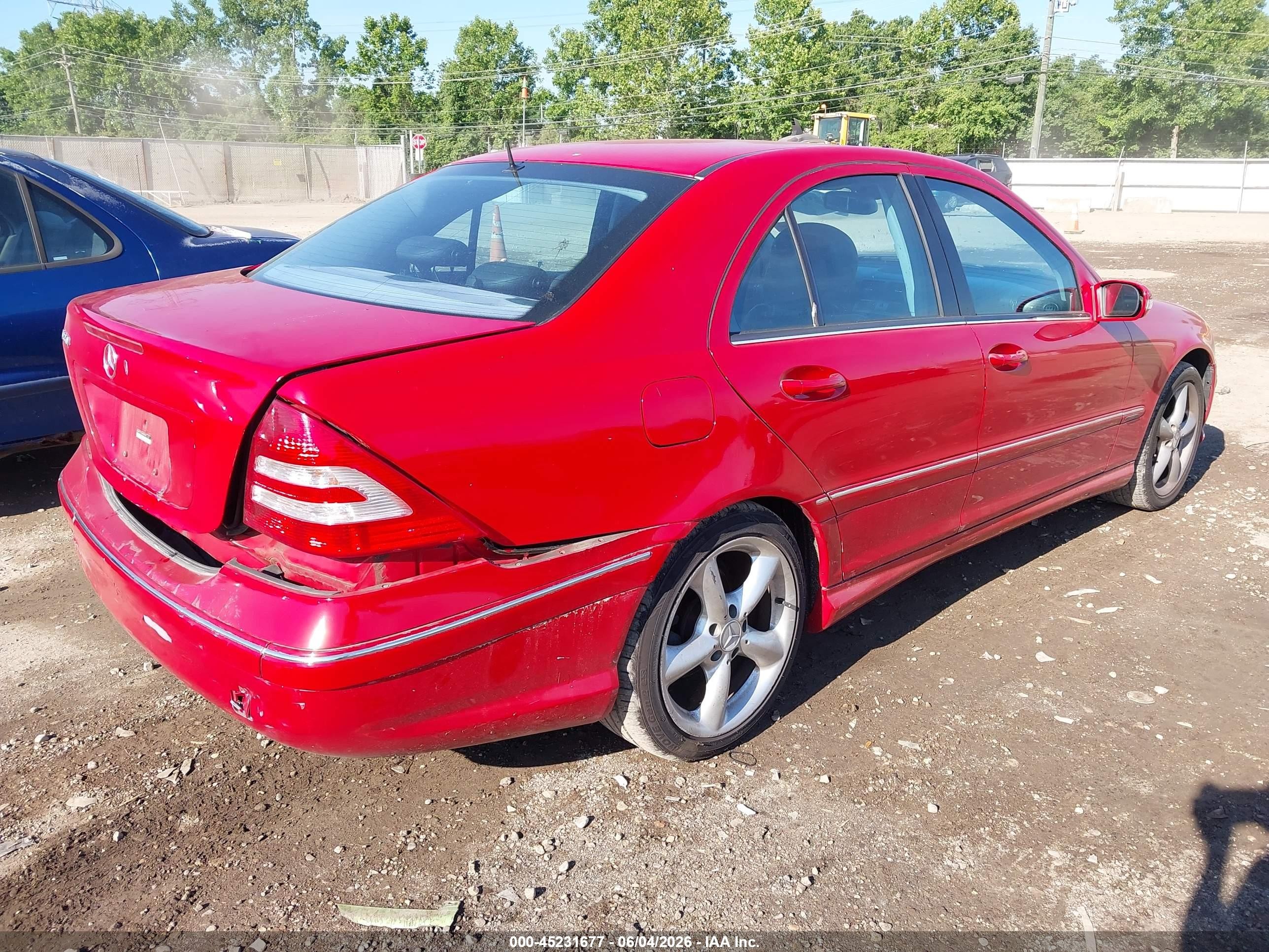 2006 Mercedes-benz C-class Sport Red vin: WDBRF52H26A904245