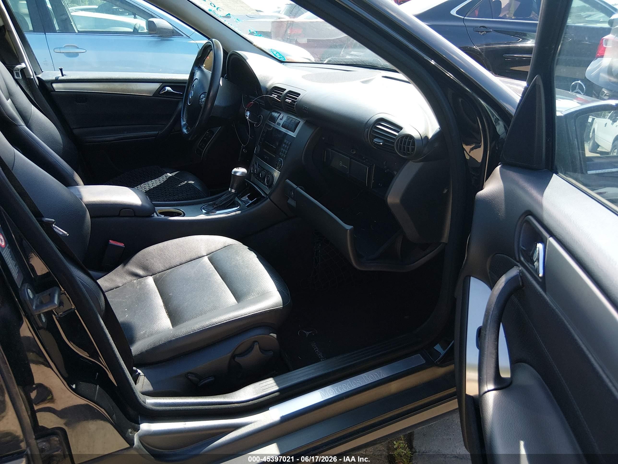 2006 Mercedes-benz C 230 Sport Черный vin: WDBRF52H26F731264