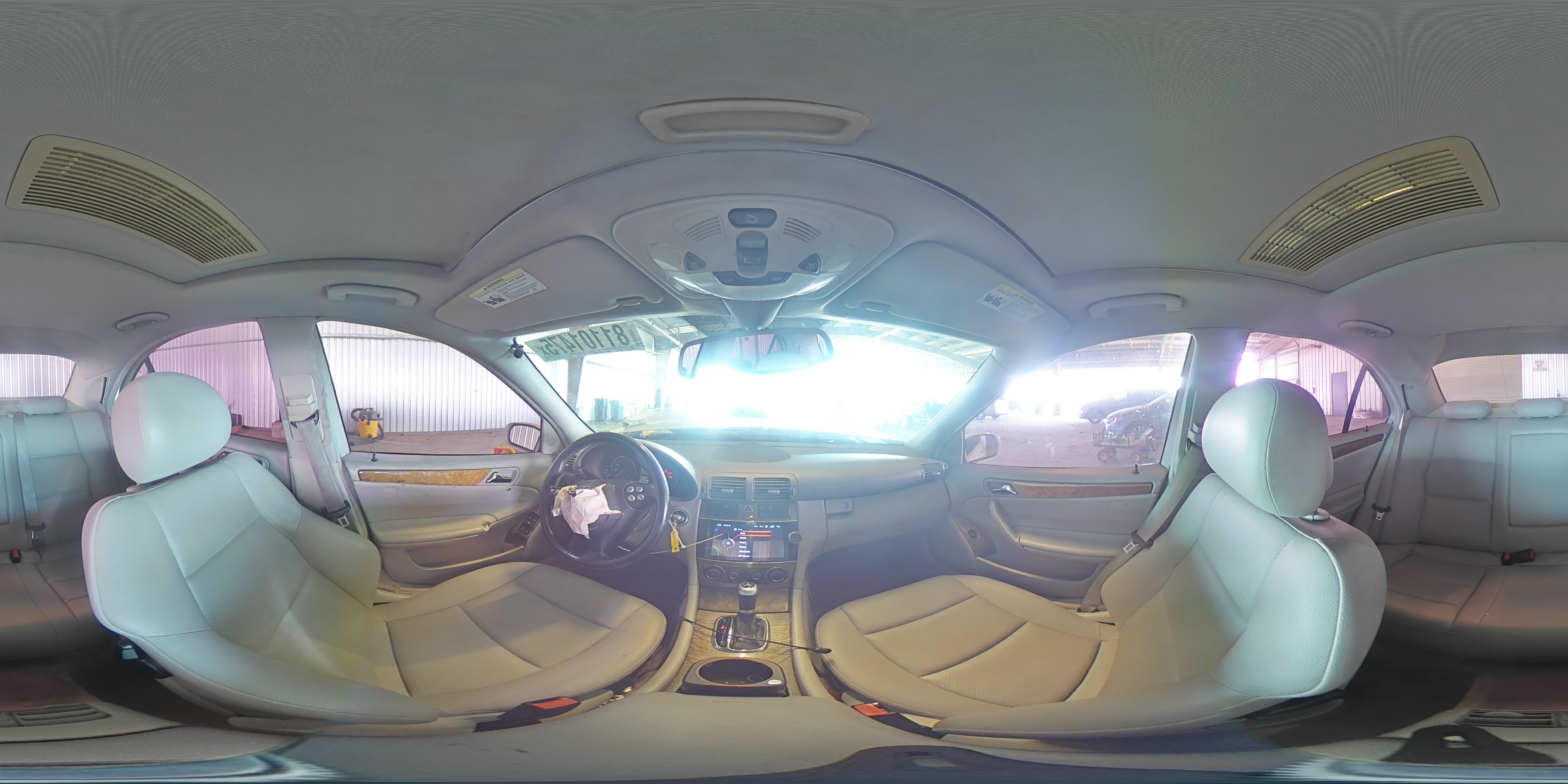 2007 Mercedes-benz C 230 White vin: WDBRF52H27A950367