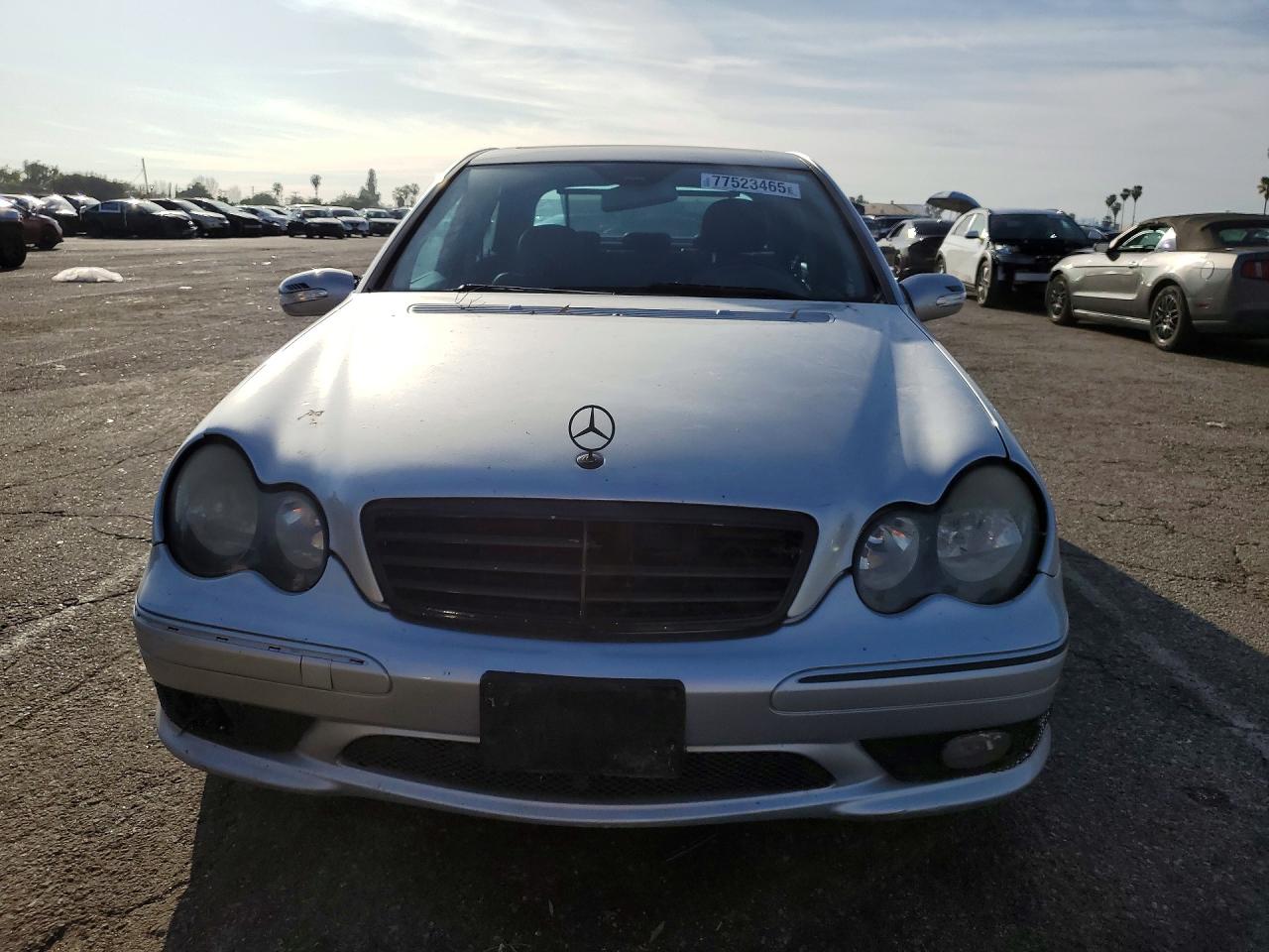 2007 Mercedes-benz C 230 Серебряный vin: WDBRF52H27F923379