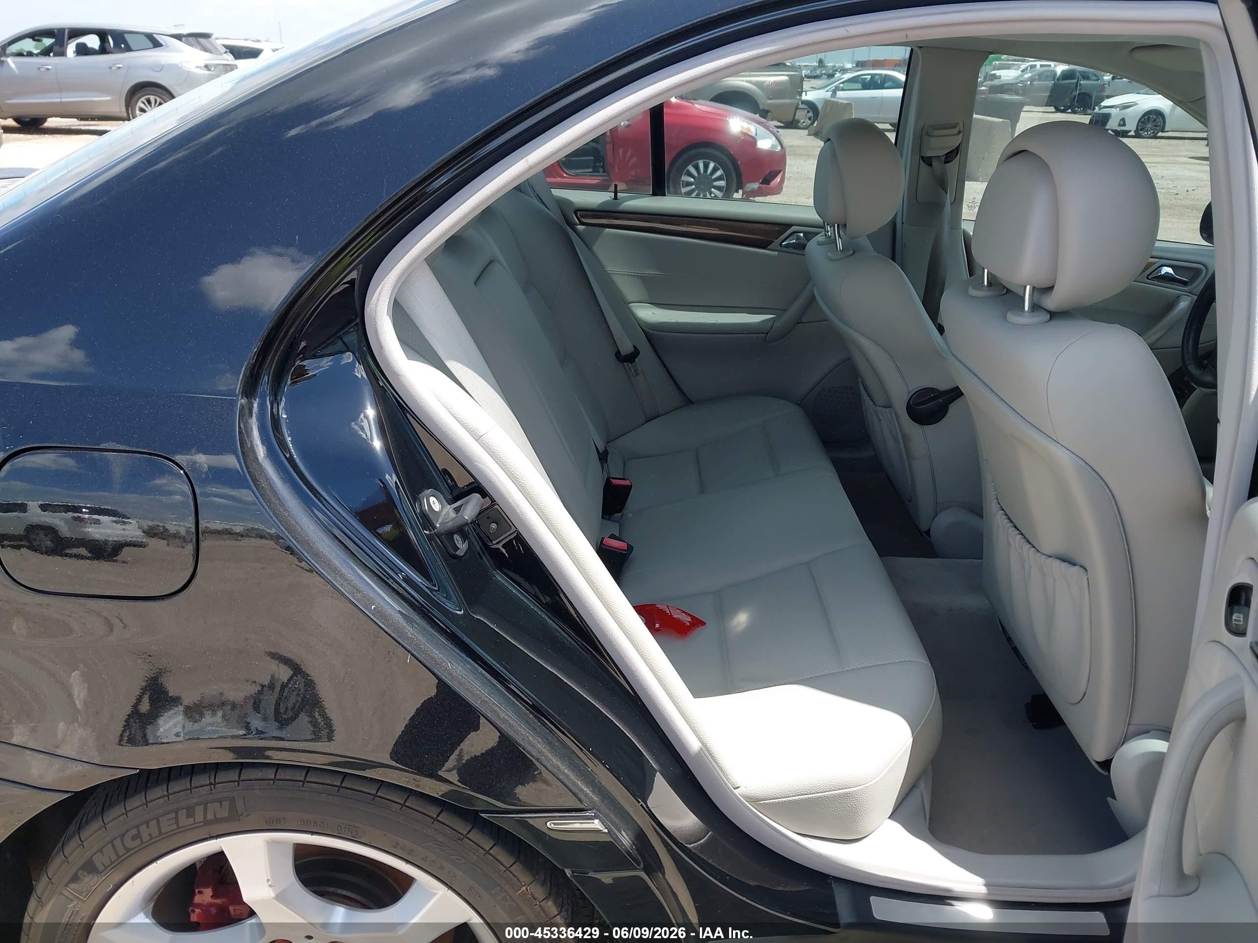 2007 Mercedes-benz C 230 Sport Black vin: WDBRF52H27F936293