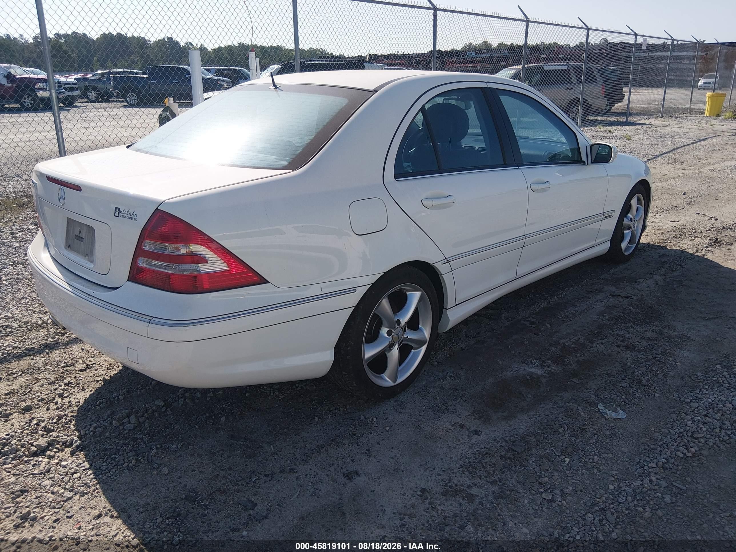 2006 Mercedes-benz C 230 Sport White vin: WDBRF52H36A866282
