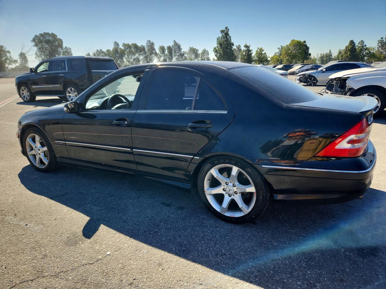 2007 Mercedes-benz C 230 Black vin: WDBRF52H37F926128