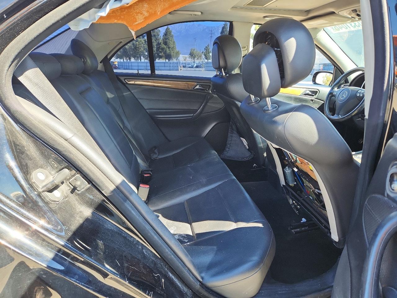 2007 Mercedes-benz C 230 Black vin: WDBRF52H37F926128
