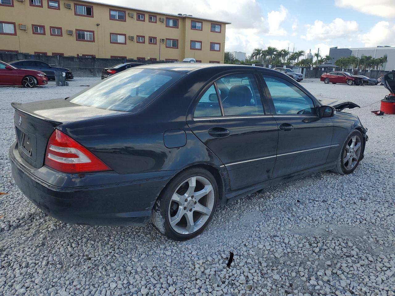 2007 Mercedes-benz C 230 Черный vin: WDBRF52H47A941198