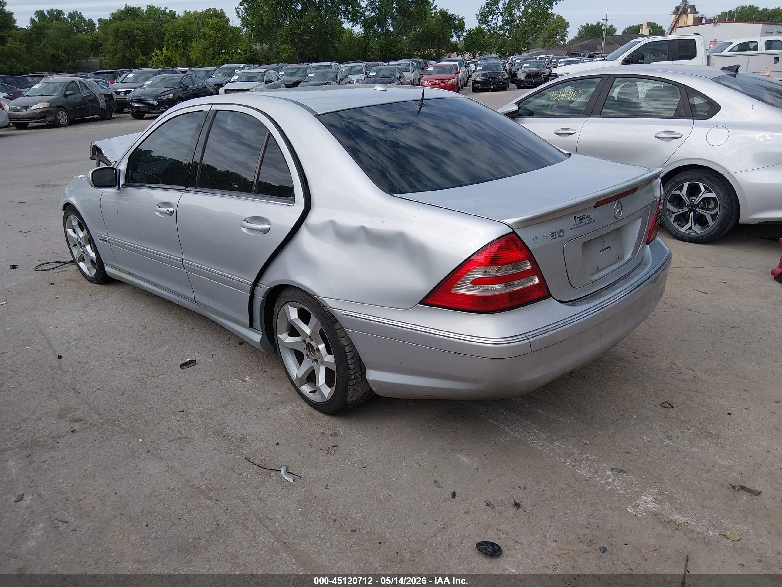 2007 Mercedes-benz C 230 Sport Silver vin: WDBRF52H47F877747