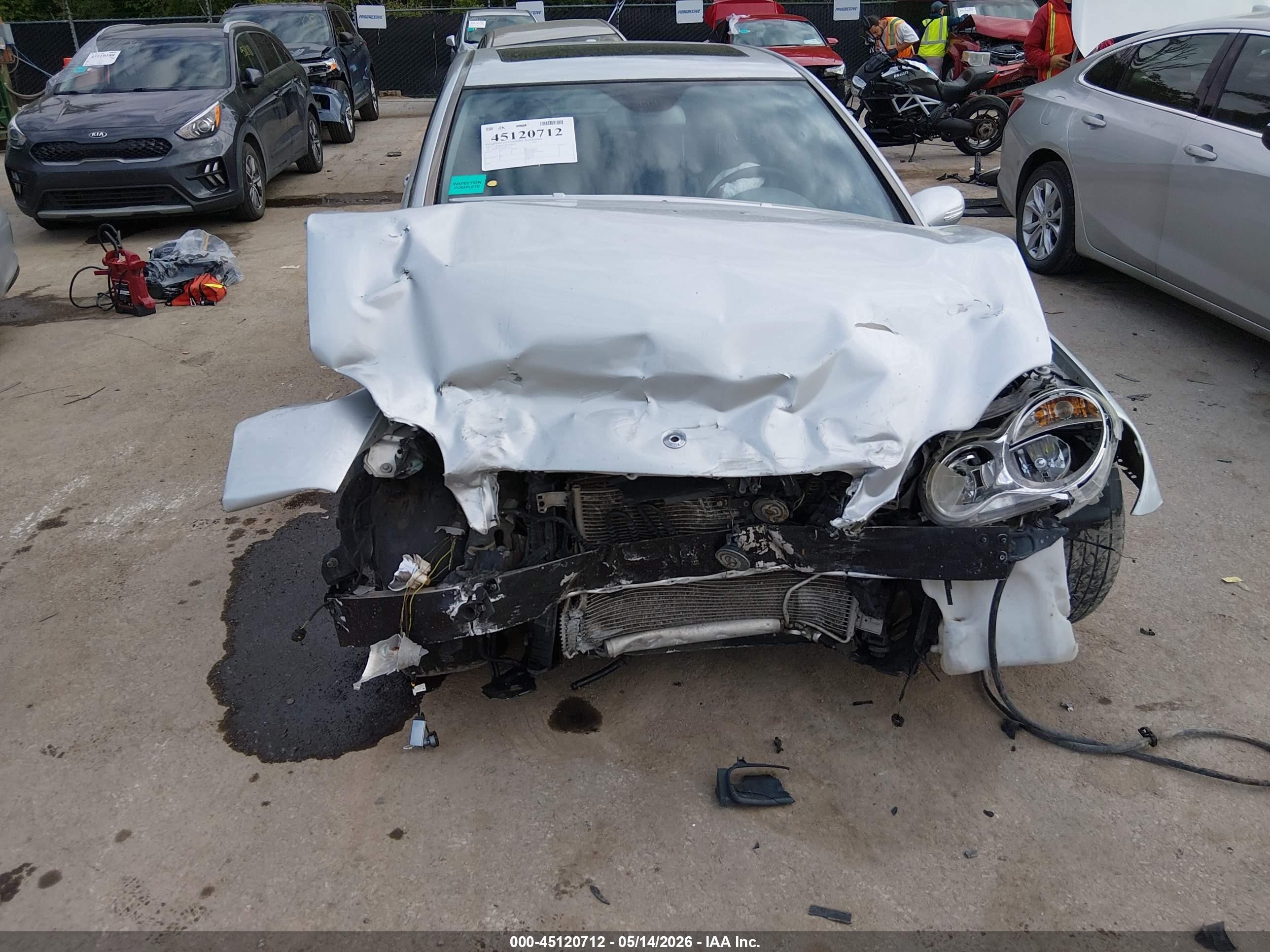 2007 Mercedes-benz C 230 Sport Silver vin: WDBRF52H47F877747