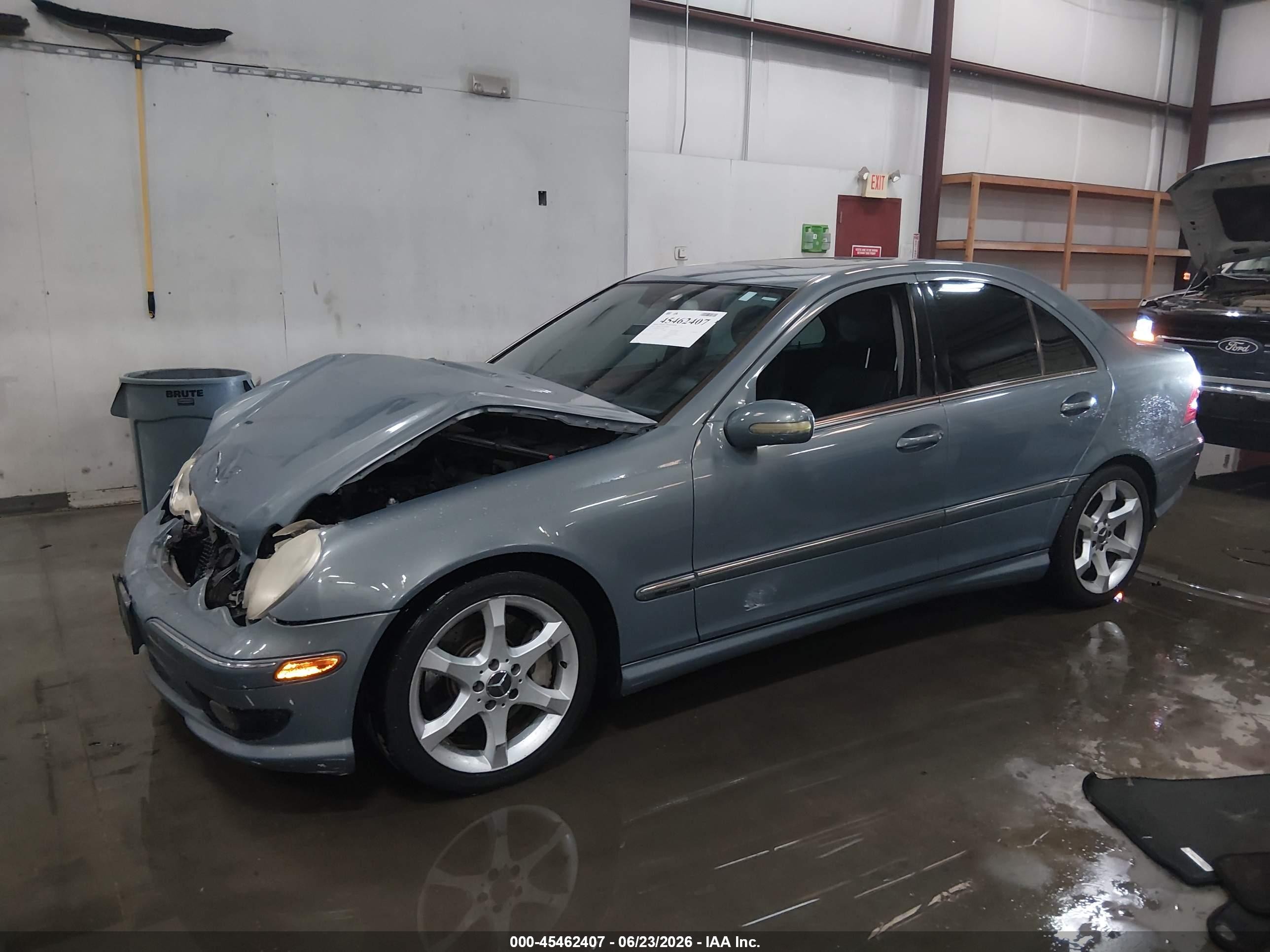2007 Mercedes-benz C 230 Sport Light Blue vin: WDBRF52H47F910018