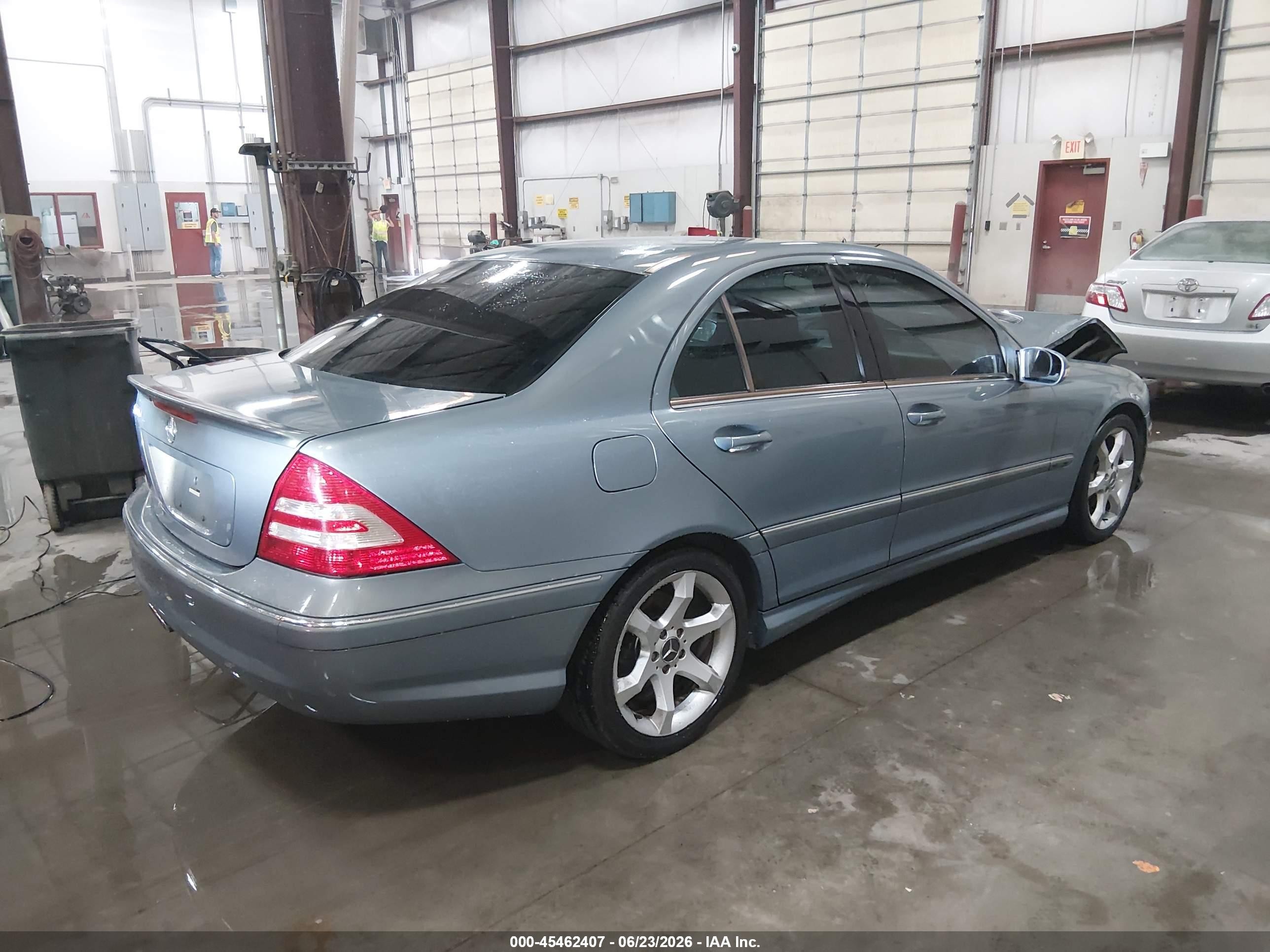2007 Mercedes-benz C 230 Sport Light Blue vin: WDBRF52H47F910018