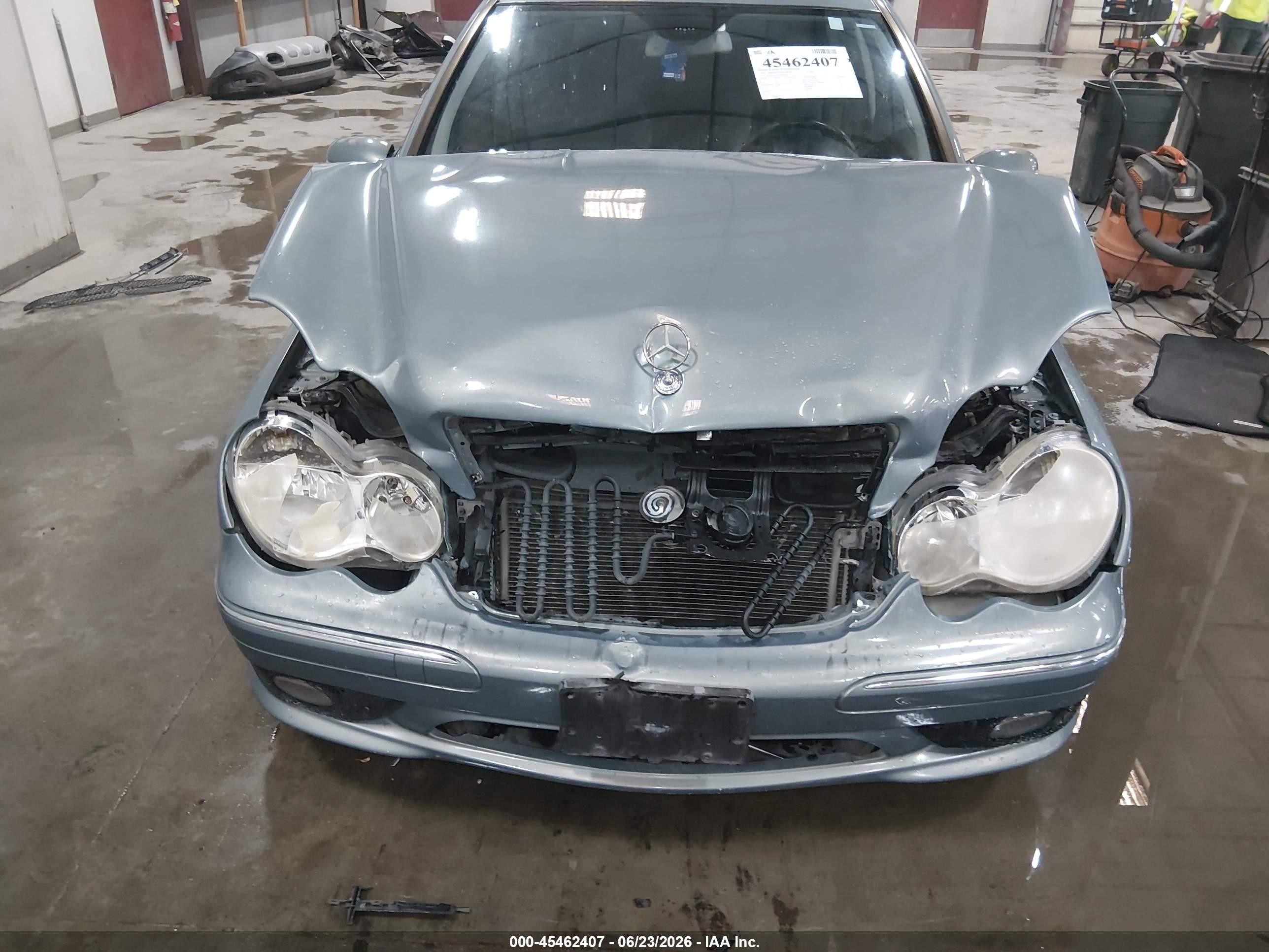 2007 Mercedes-benz C 230 Sport Light Blue vin: WDBRF52H47F910018
