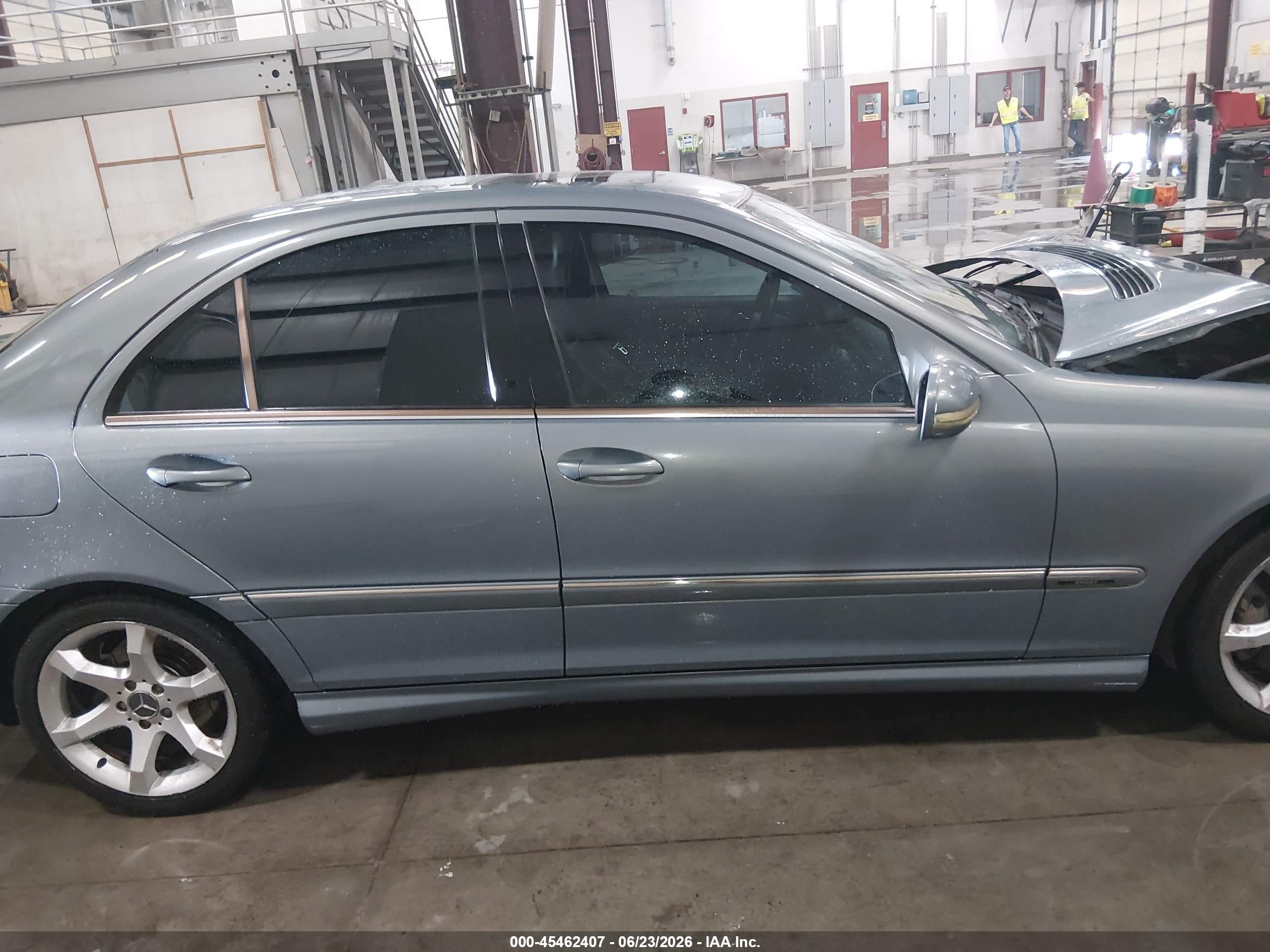 2007 Mercedes-benz C 230 Sport Light Blue vin: WDBRF52H47F910018
