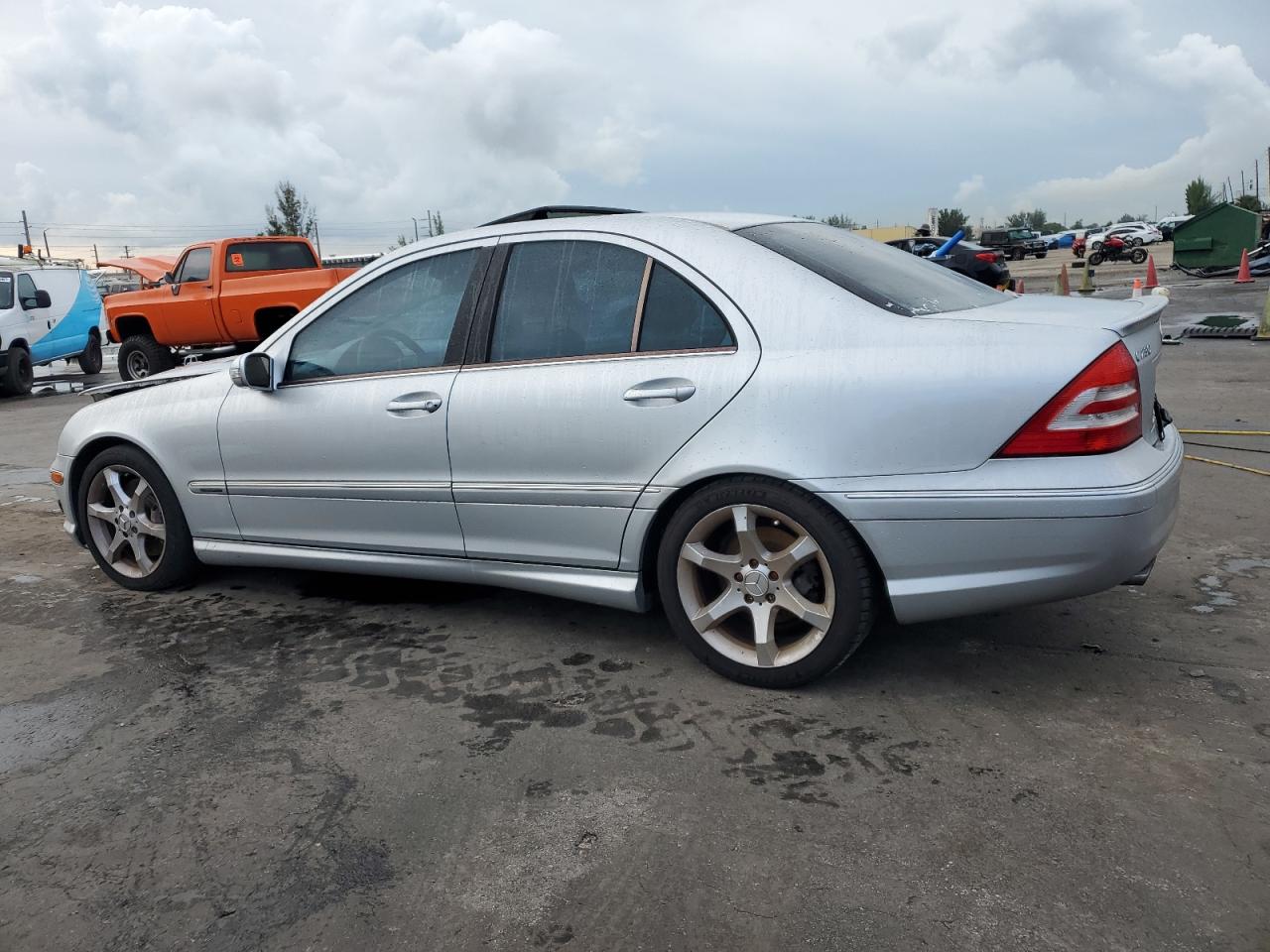 2007 Mercedes-benz C 230 Серебряный vin: WDBRF52H47F913498