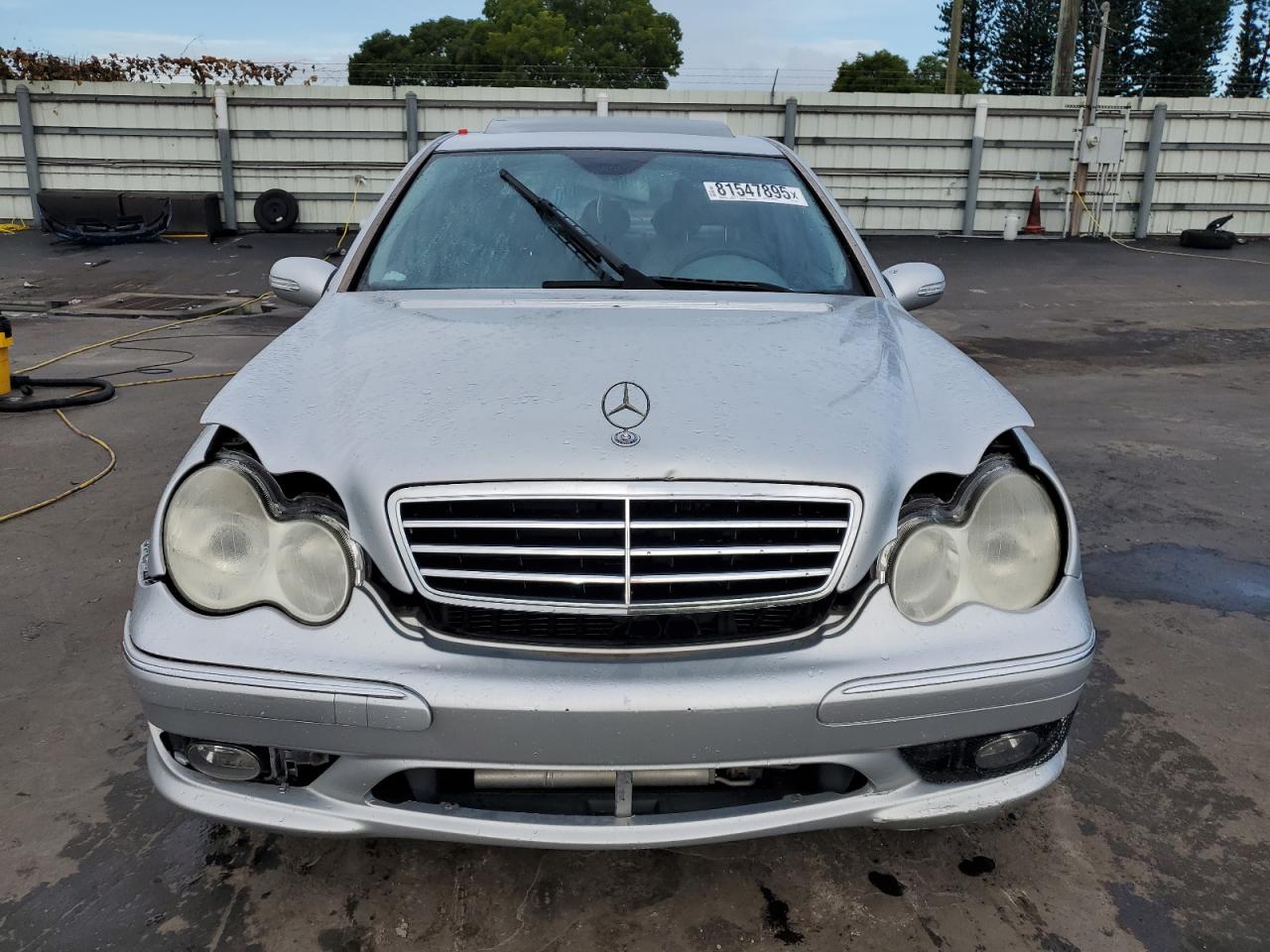 2007 Mercedes-benz C 230 Серебряный vin: WDBRF52H47F913498