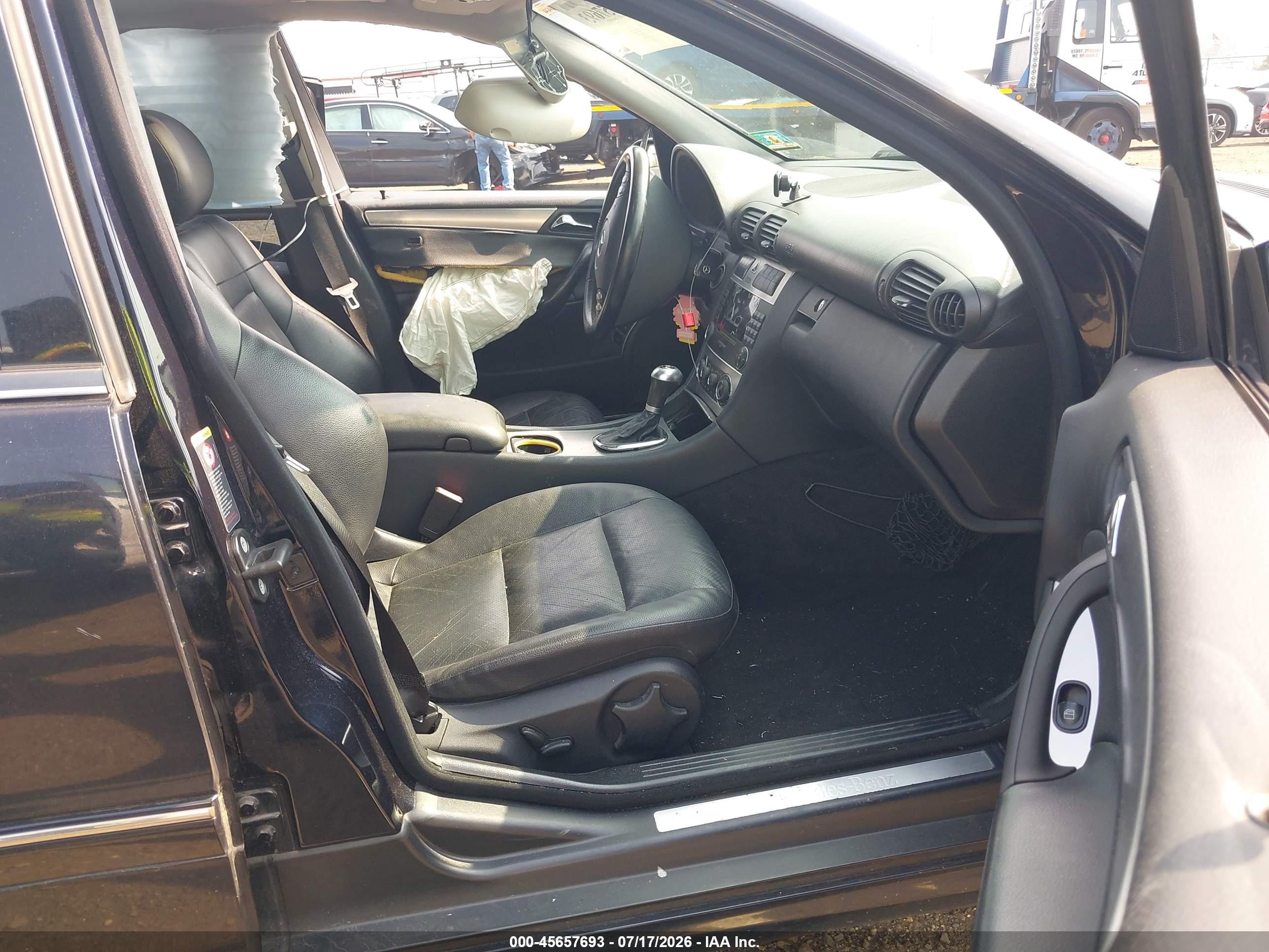 2006 Mercedes-benz C 230 Sport Черный vin: WDBRF52H56A842999