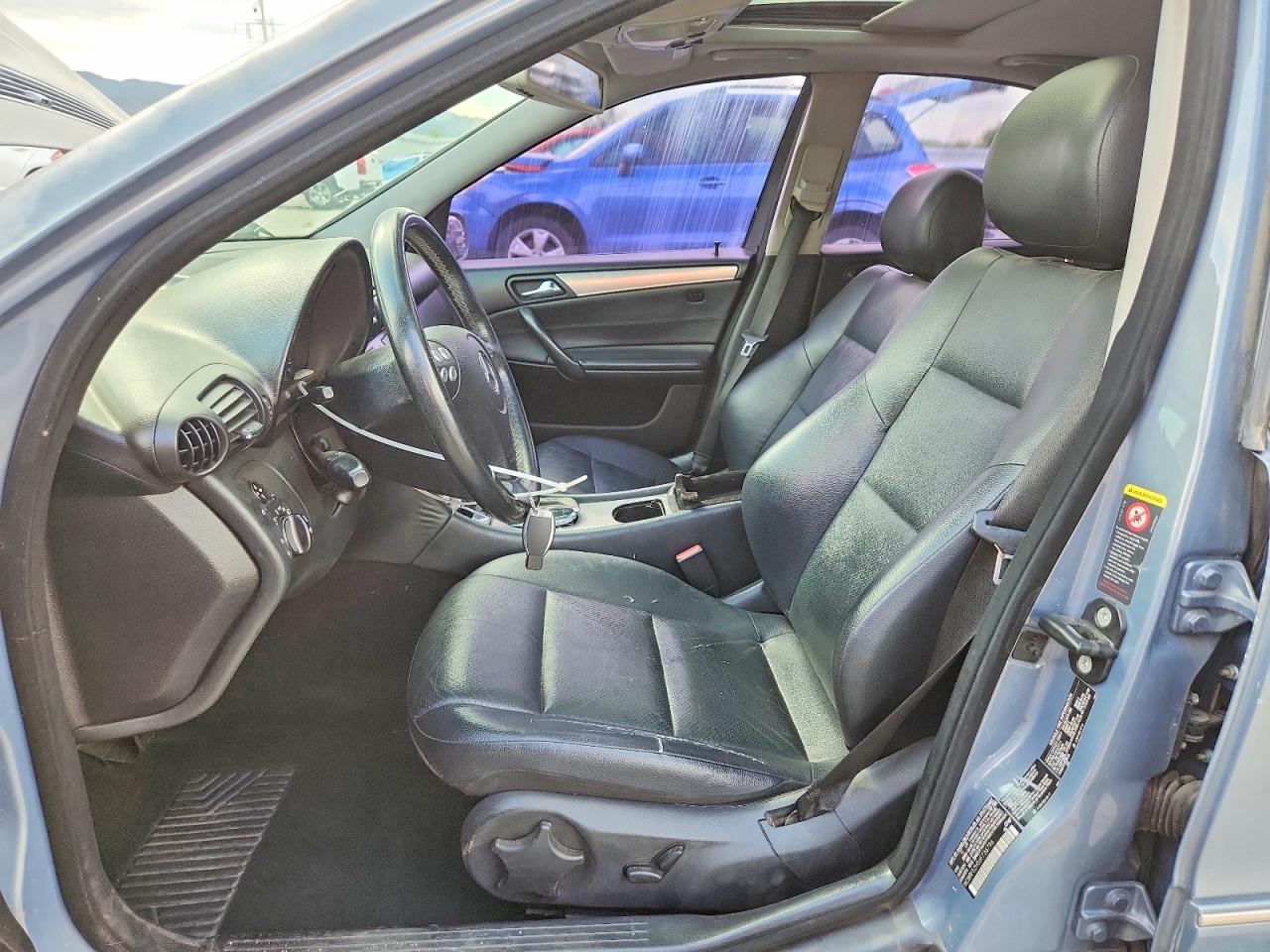 2006 Mercedes-benz C 230 Blue vin: WDBRF52H56F736796