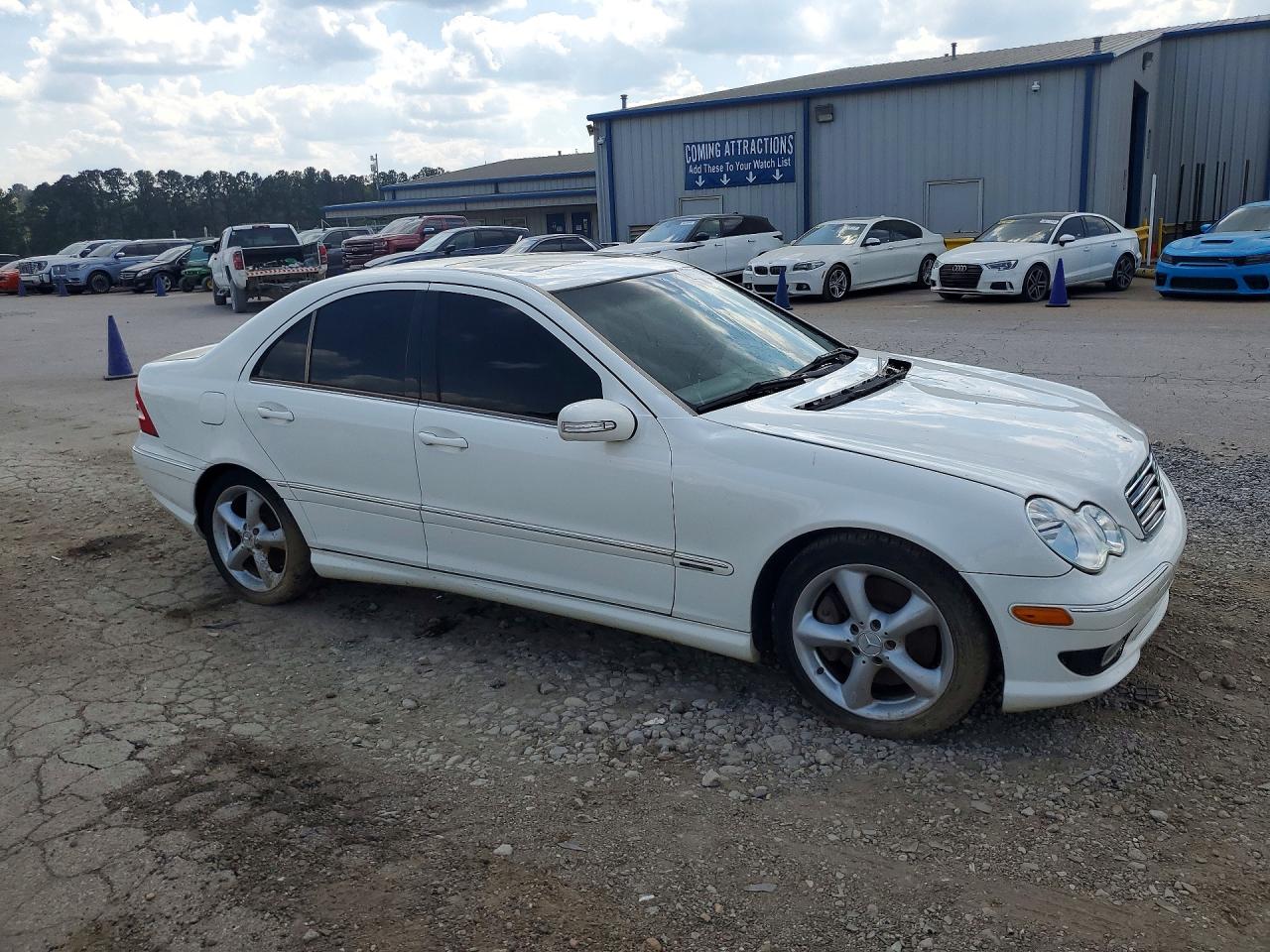 2006 Mercedes Benz C 230 White vin: WDBRF52H56F745496