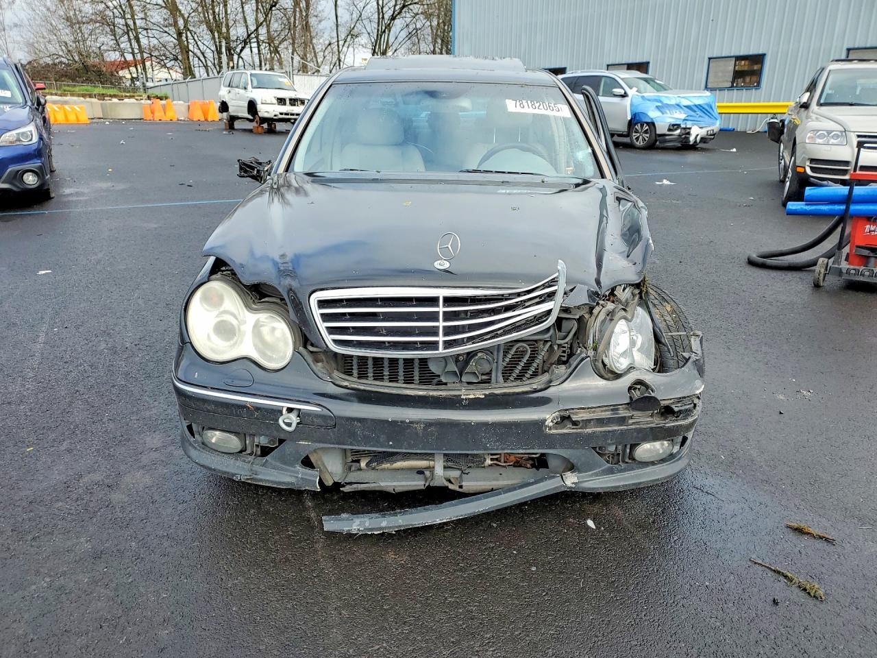 2006 Mercedes-benz C 230 Black vin: WDBRF52H56F753551