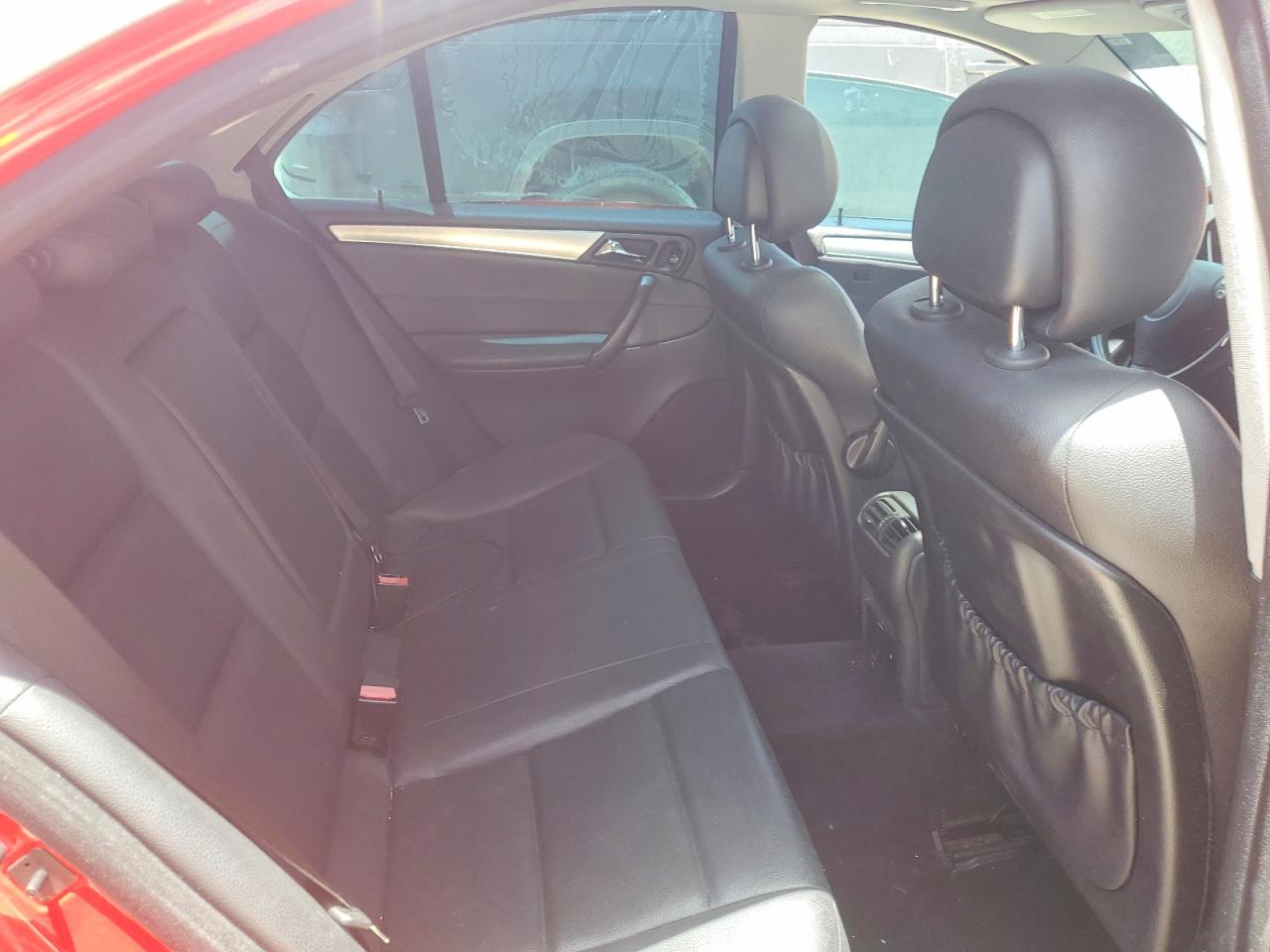 2006 Mercedes-benz C 230 Red vin: WDBRF52H56F832007