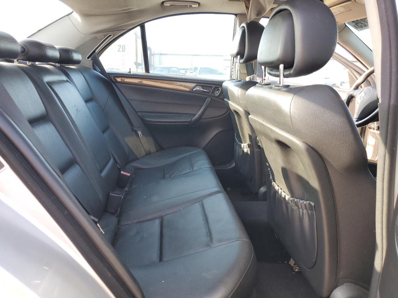 2007 Mercedes-benz C 230 Серебряный vin: WDBRF52H57A953280