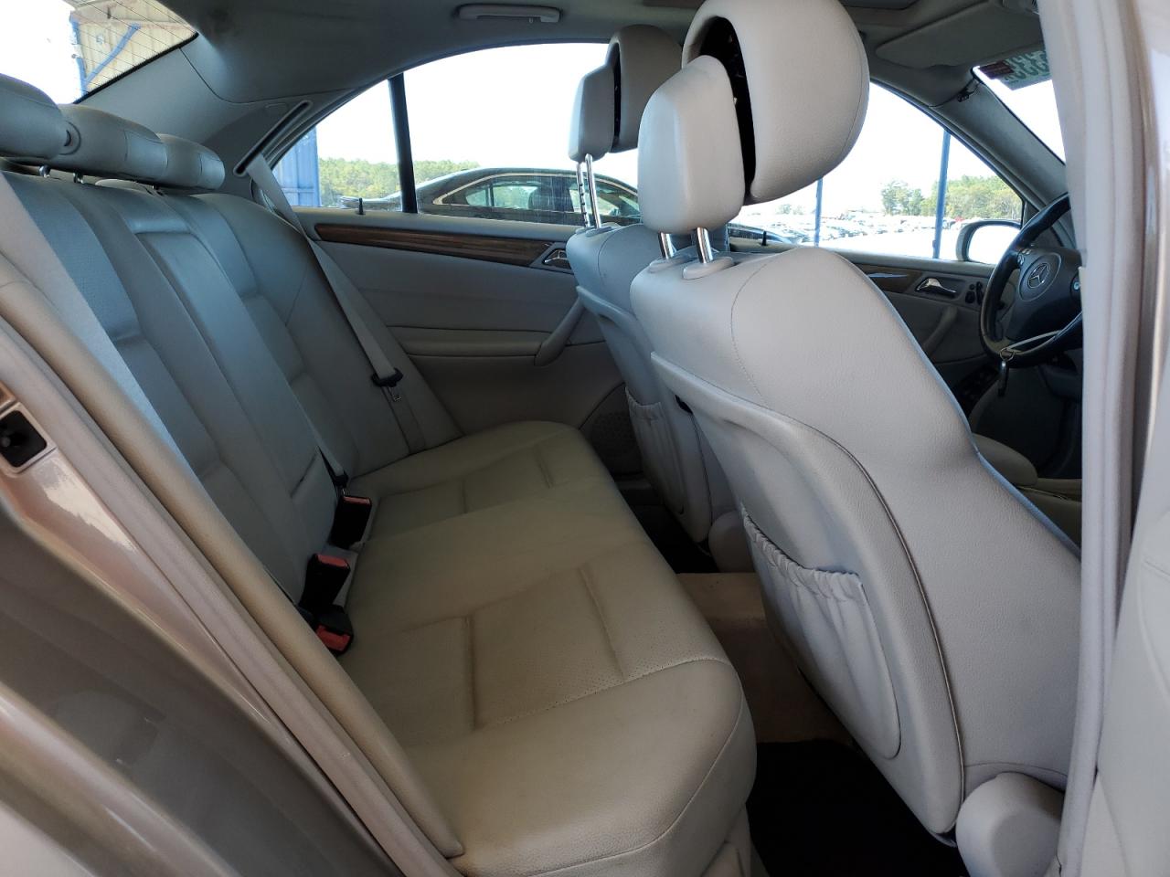 2007 Mercedes-benz C 230 Серебряный vin: WDBRF52H57E027356