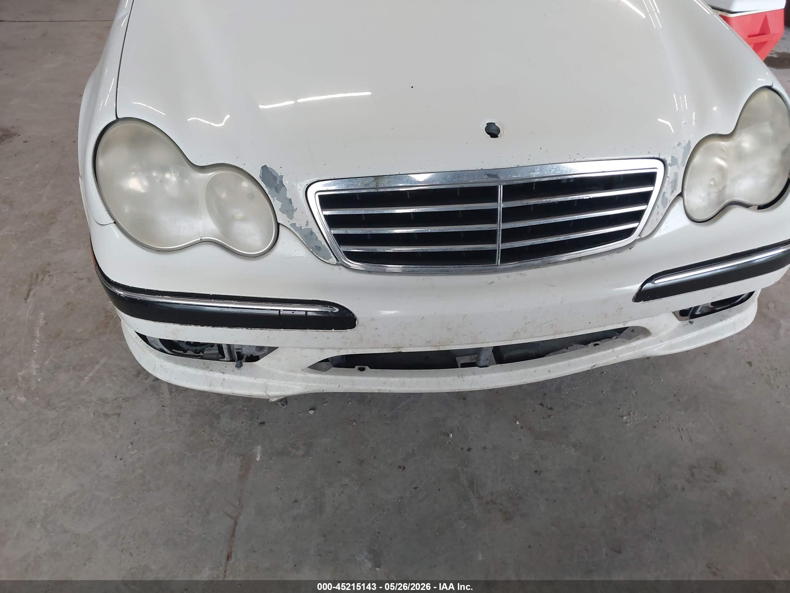 2007 Mercedes-benz C 230 Sport White vin: WDBRF52H57F935882
