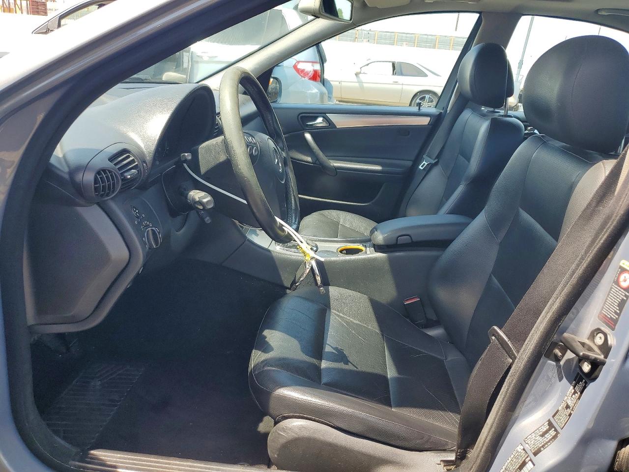 2006 Mercedes-benz C 230 Blue vin: WDBRF52H66F744146