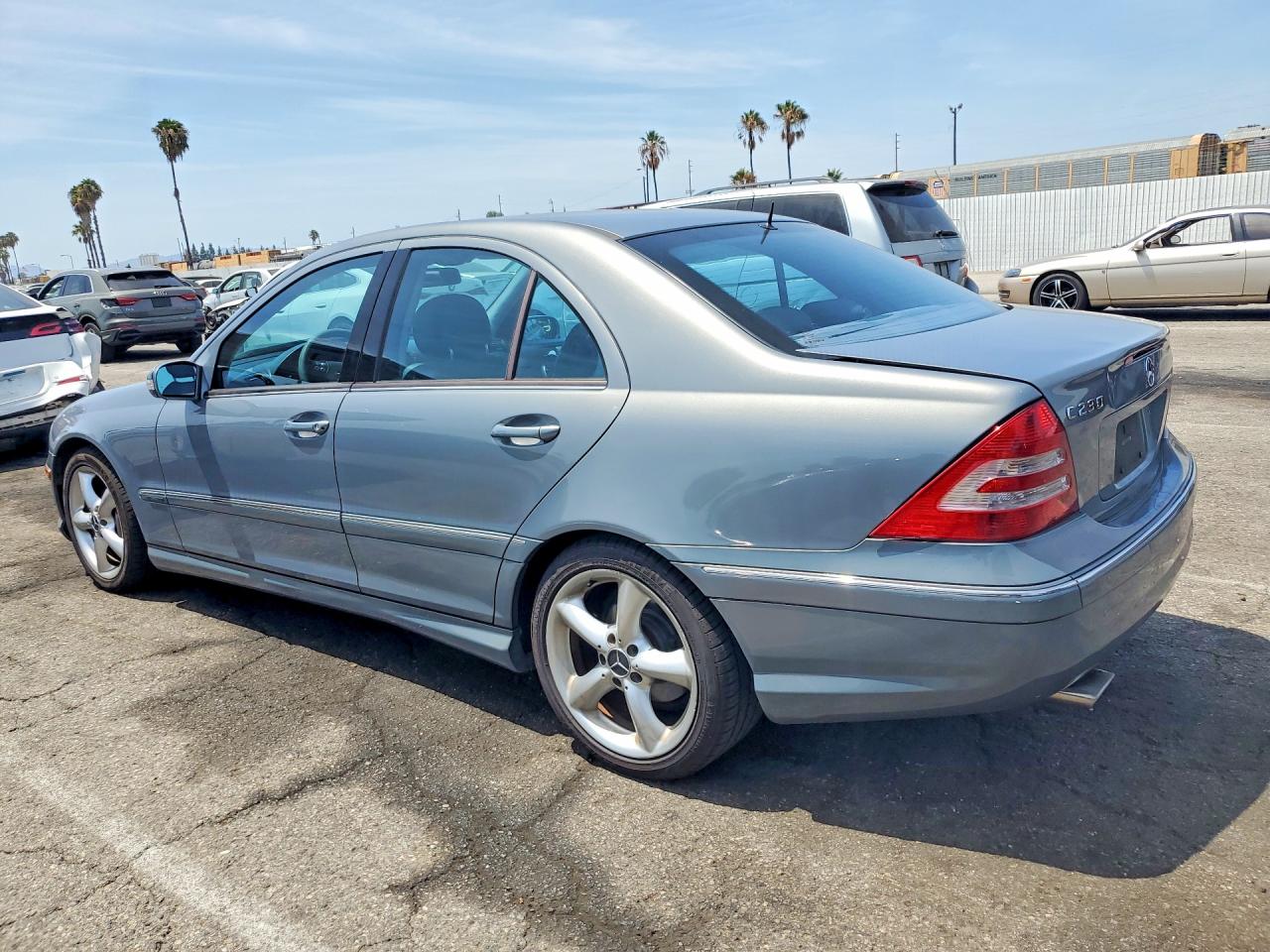 2006 Mercedes-benz C 230 Blue vin: WDBRF52H66F744146