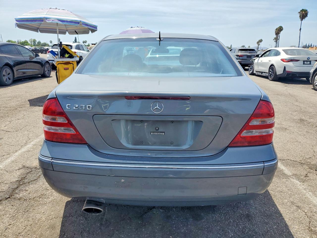 2006 Mercedes-benz C 230 Blue vin: WDBRF52H66F744146