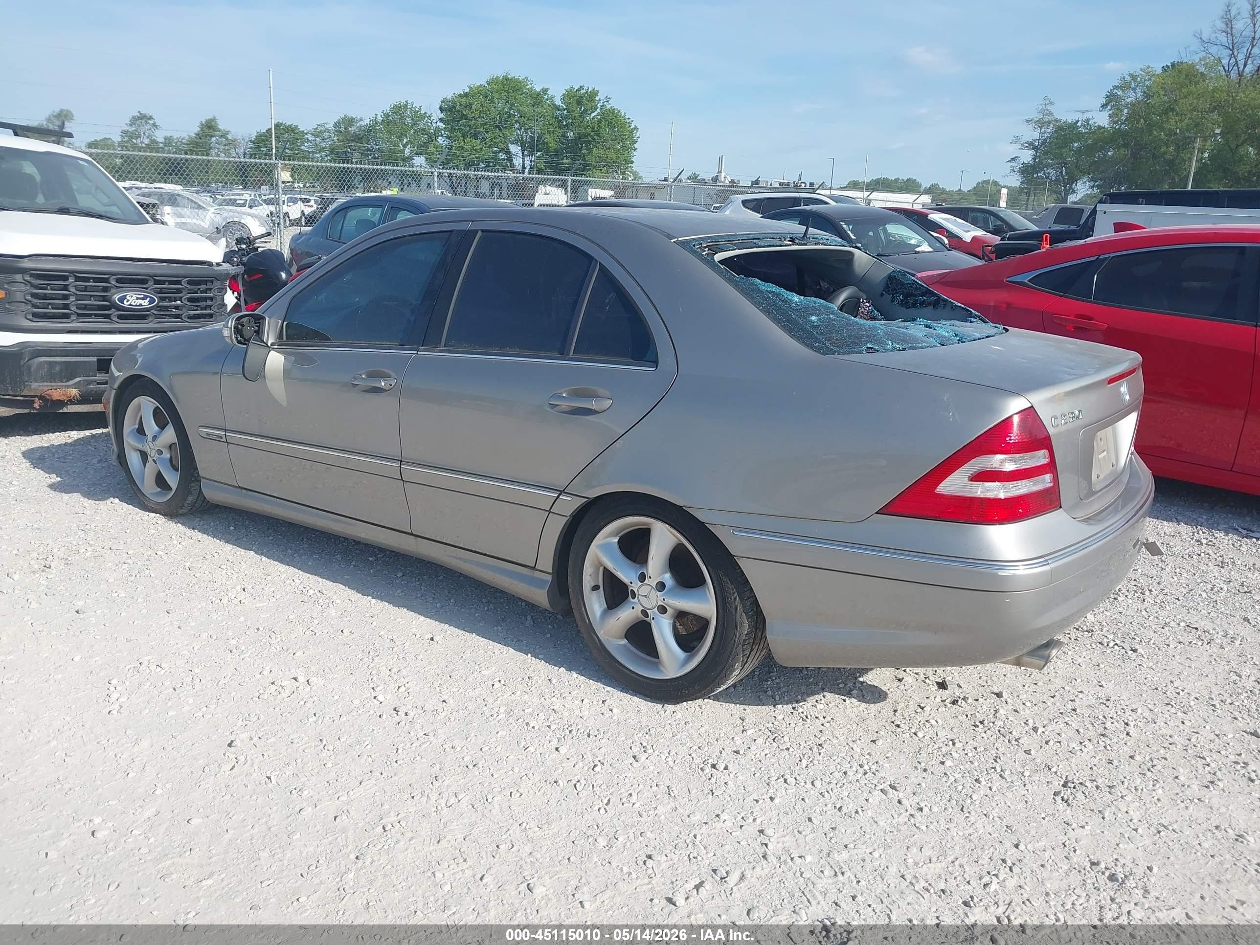 2006 Mercedes-benz C-class Sport Silver vin: WDBRF52H66F793881