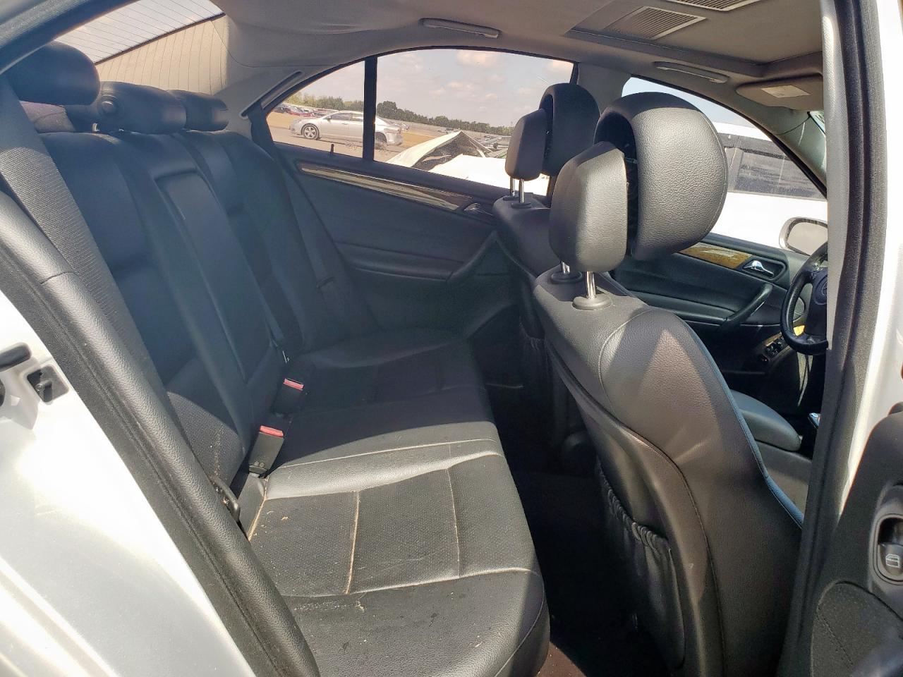 2007 Mercedes-benz C 230 Silver vin: WDBRF52H67F894033