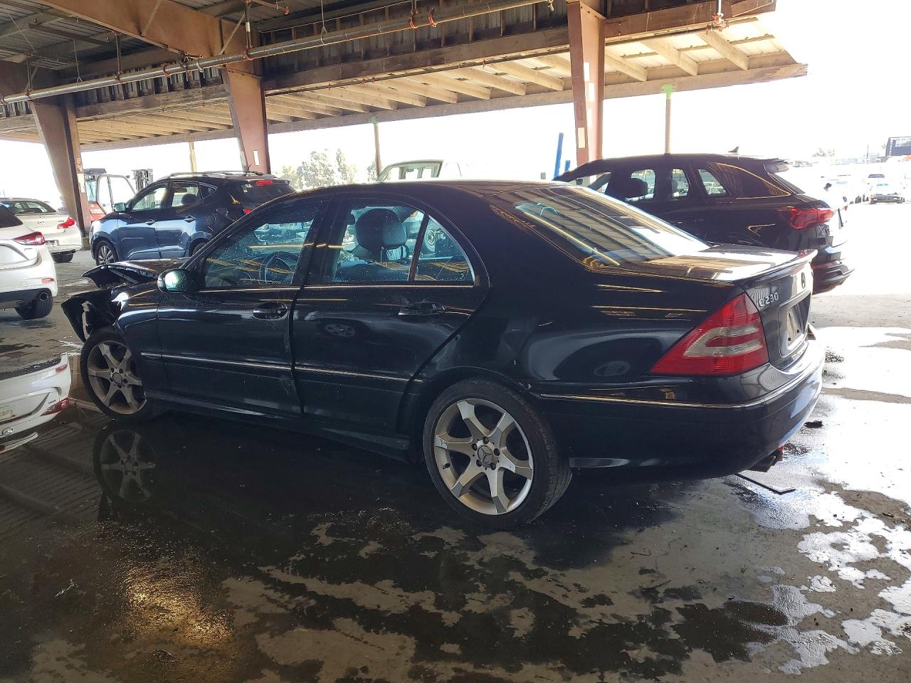 2007 Mercedes-benz C 230 Черный vin: WDBRF52H67F913518