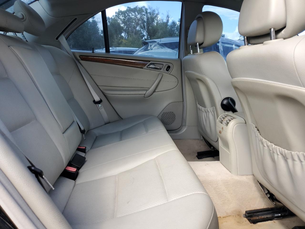 2007 Mercedes-benz C 230 Black vin: WDBRF52H67F917598