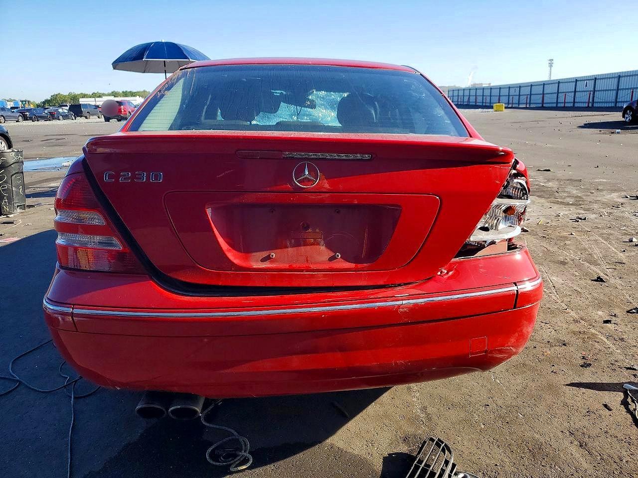 2007 Mercedes-benz C 230 Red vin: WDBRF52H67F923501