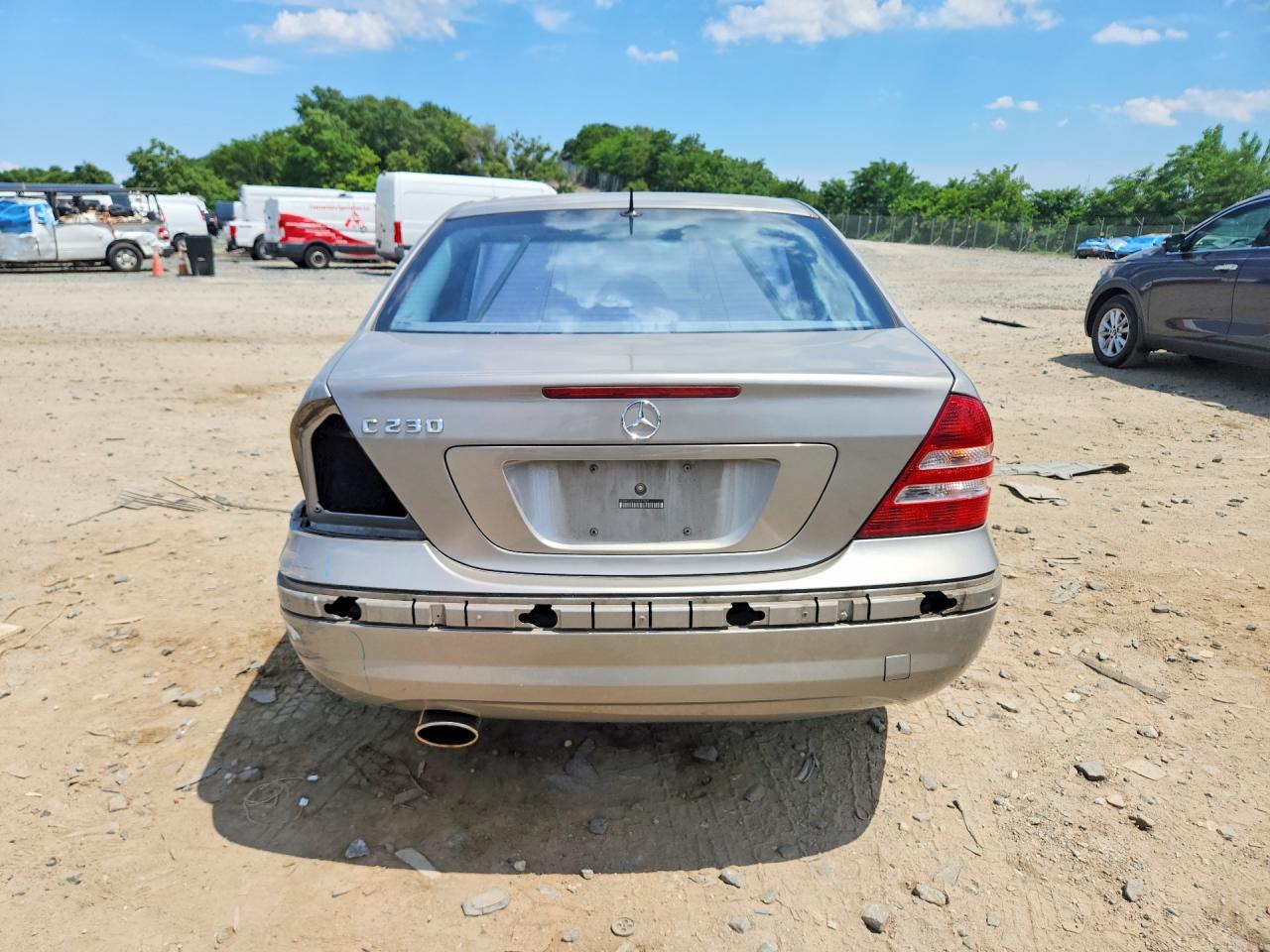 2006 Mercedes-benz C 230 Beige vin: WDBRF52H76A841367