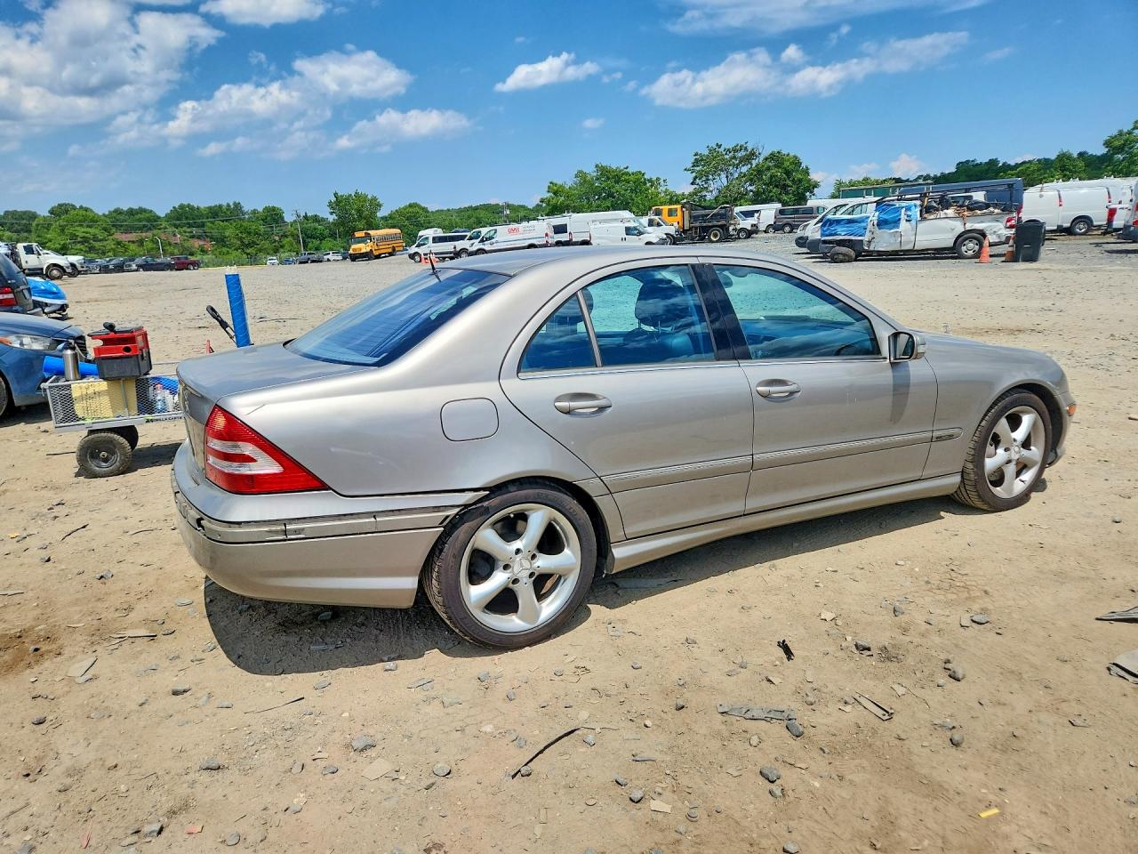 2006 Mercedes-benz C 230 Beige vin: WDBRF52H76A841367