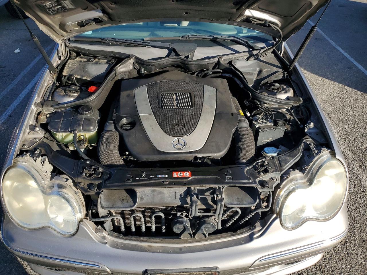 2007 Mercedes-benz C 230 Желто-коричневый vin: WDBRF52H77F863941