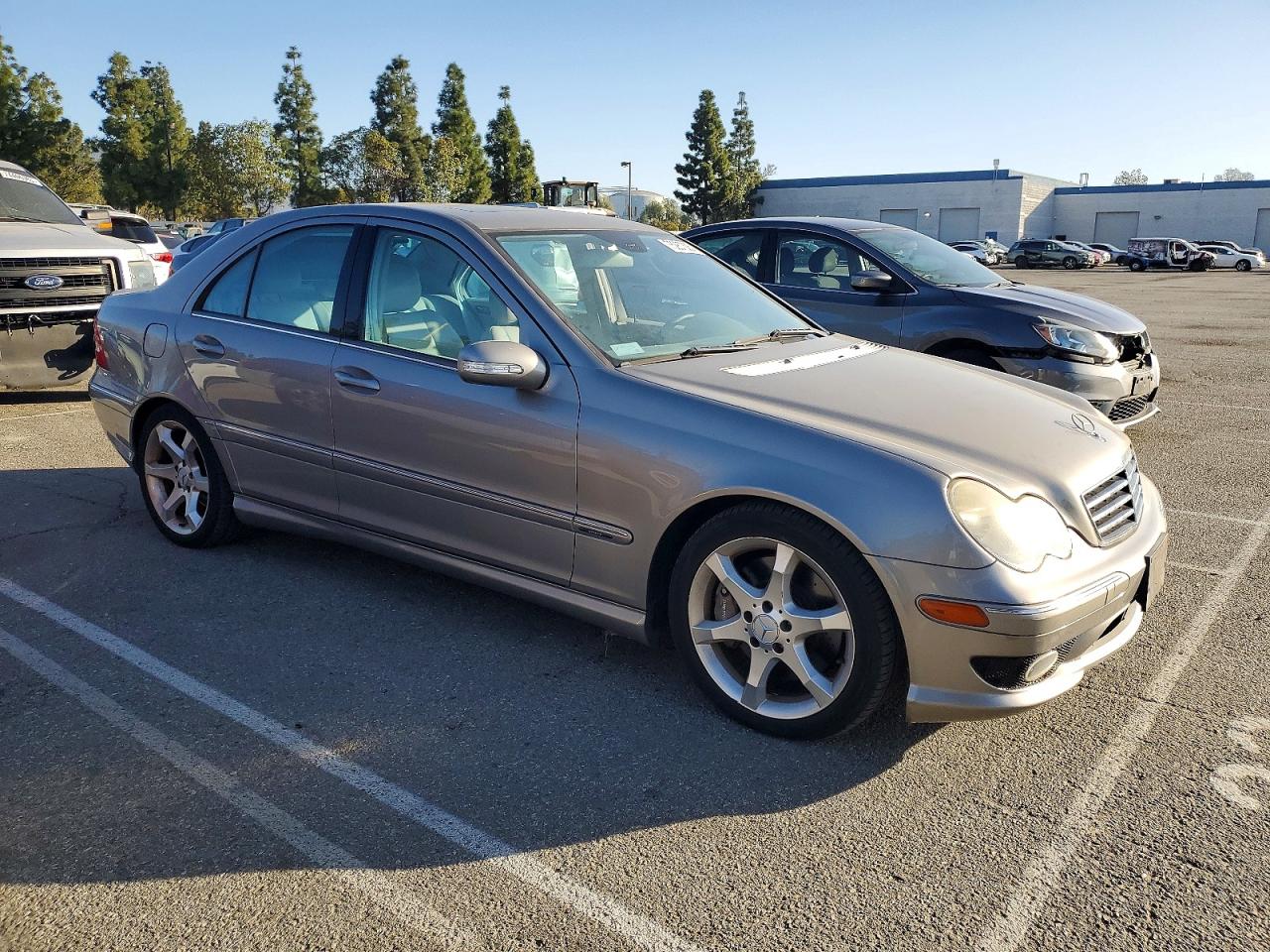 2007 Mercedes-benz C 230 Желто-коричневый vin: WDBRF52H77F863941