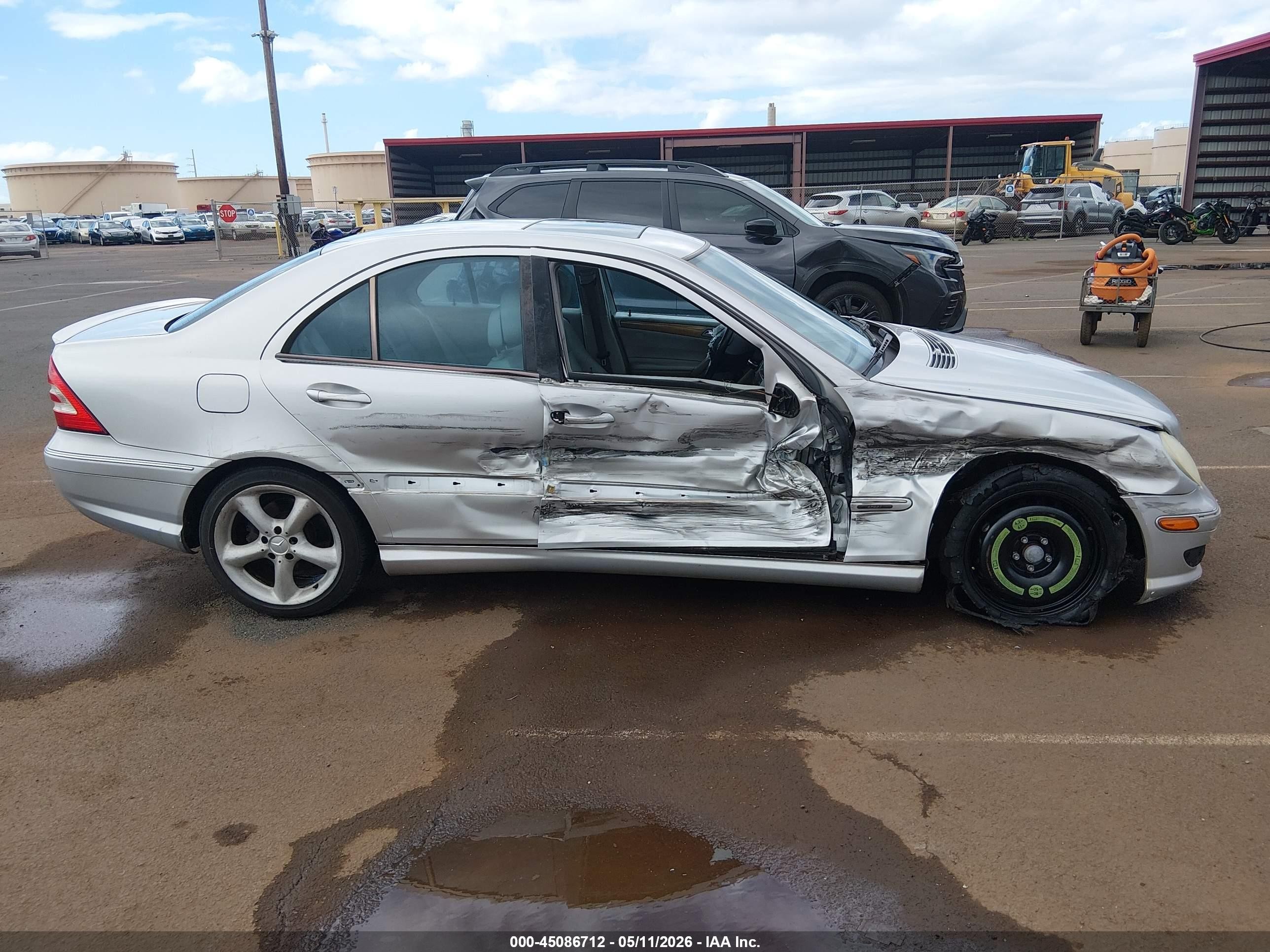 2007 Mercedes-benz C 230 Sport Silver vin: WDBRF52H77F900003