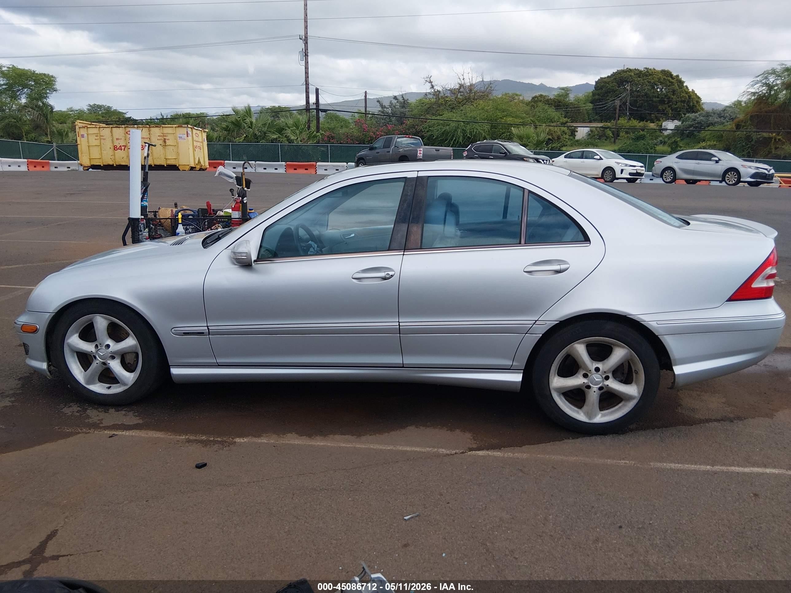 2007 Mercedes-benz C 230 Sport Silver vin: WDBRF52H77F900003