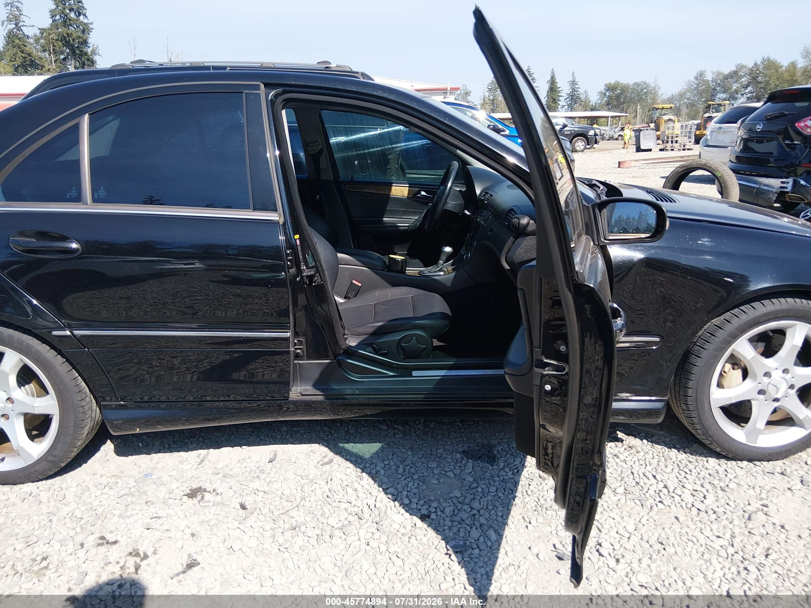 2007 Mercedes-benz C 230 Sport Black vin: WDBRF52H77F913771