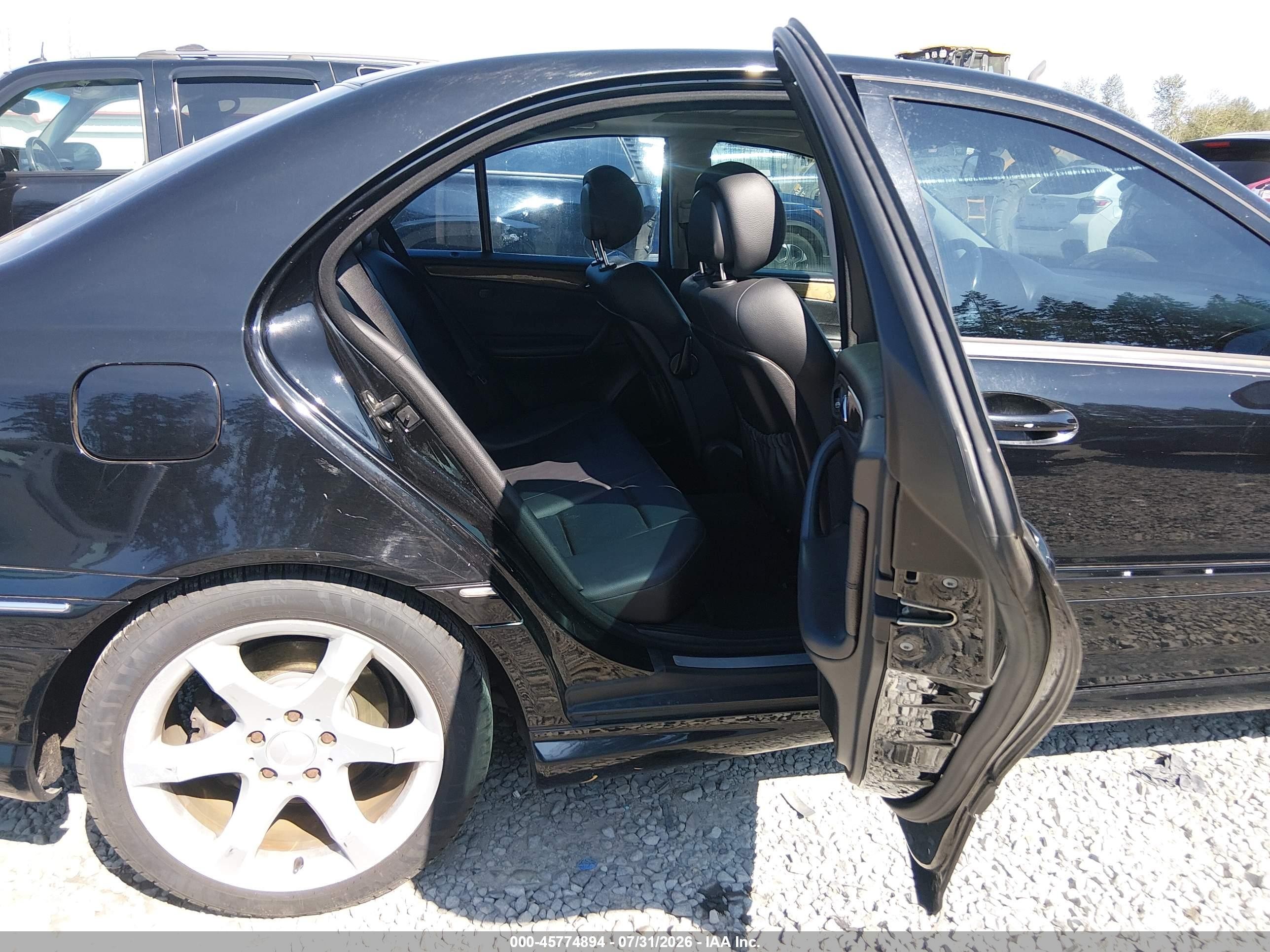 2007 Mercedes-benz C 230 Sport Black vin: WDBRF52H77F913771