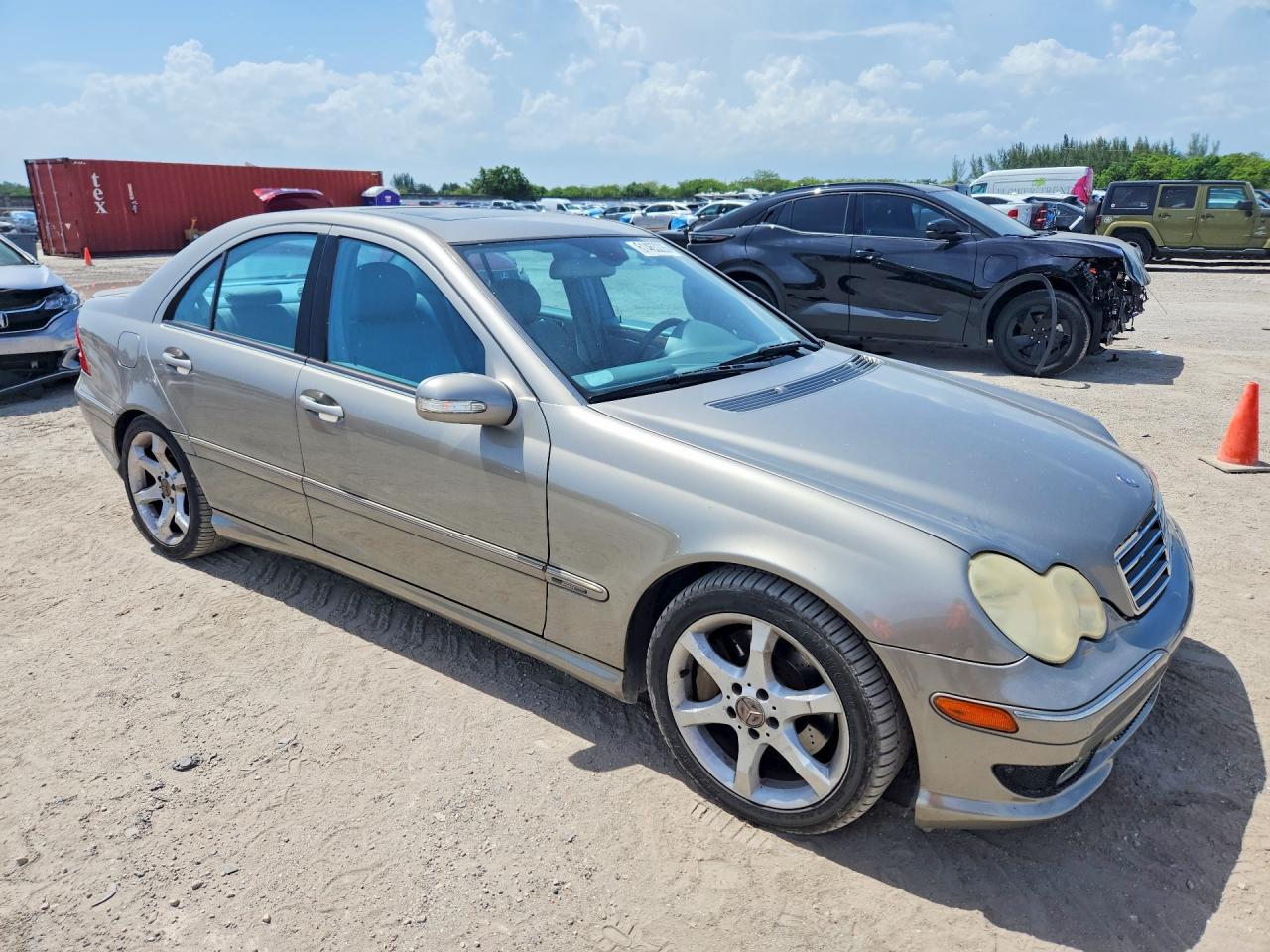 2007 Mercedes-benz C 230 Gray vin: WDBRF52H77F932482
