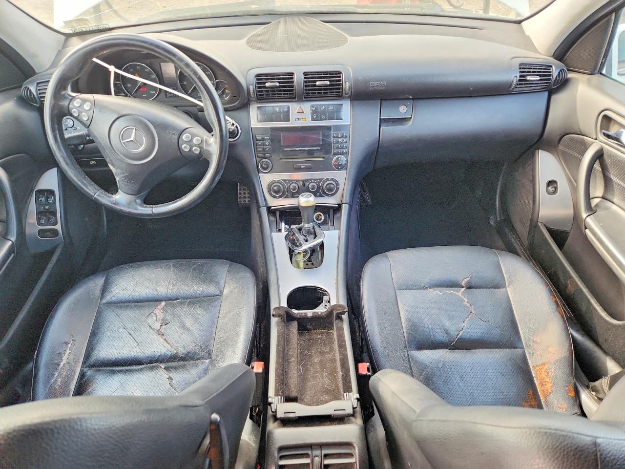 2006 Mercedes-benz C 230 White vin: WDBRF52H86A851213