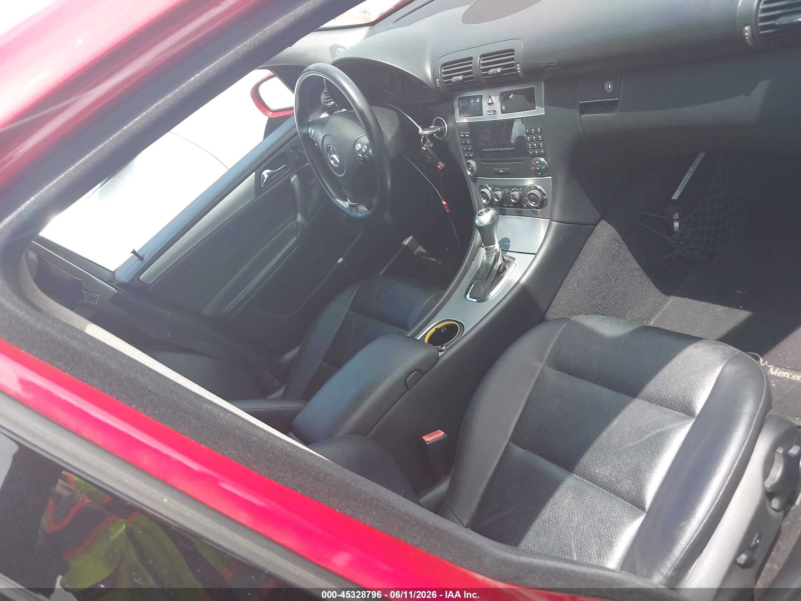 2006 Mercedes-benz C-class Sport Red vin: WDBRF52H86F816528