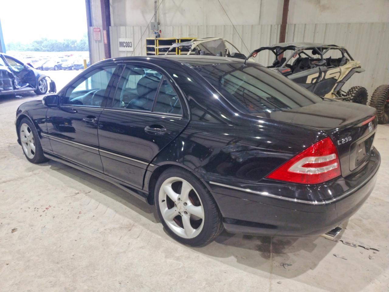 2006 Mercedes-benz C230 Black vin: WDBRF52H86F832440