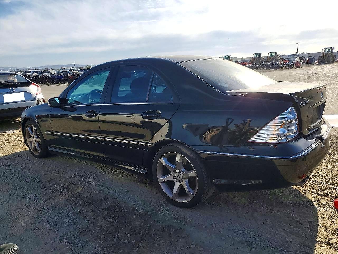 2007 Mercedes-benz C 230 Black vin: WDBRF52H87F851829