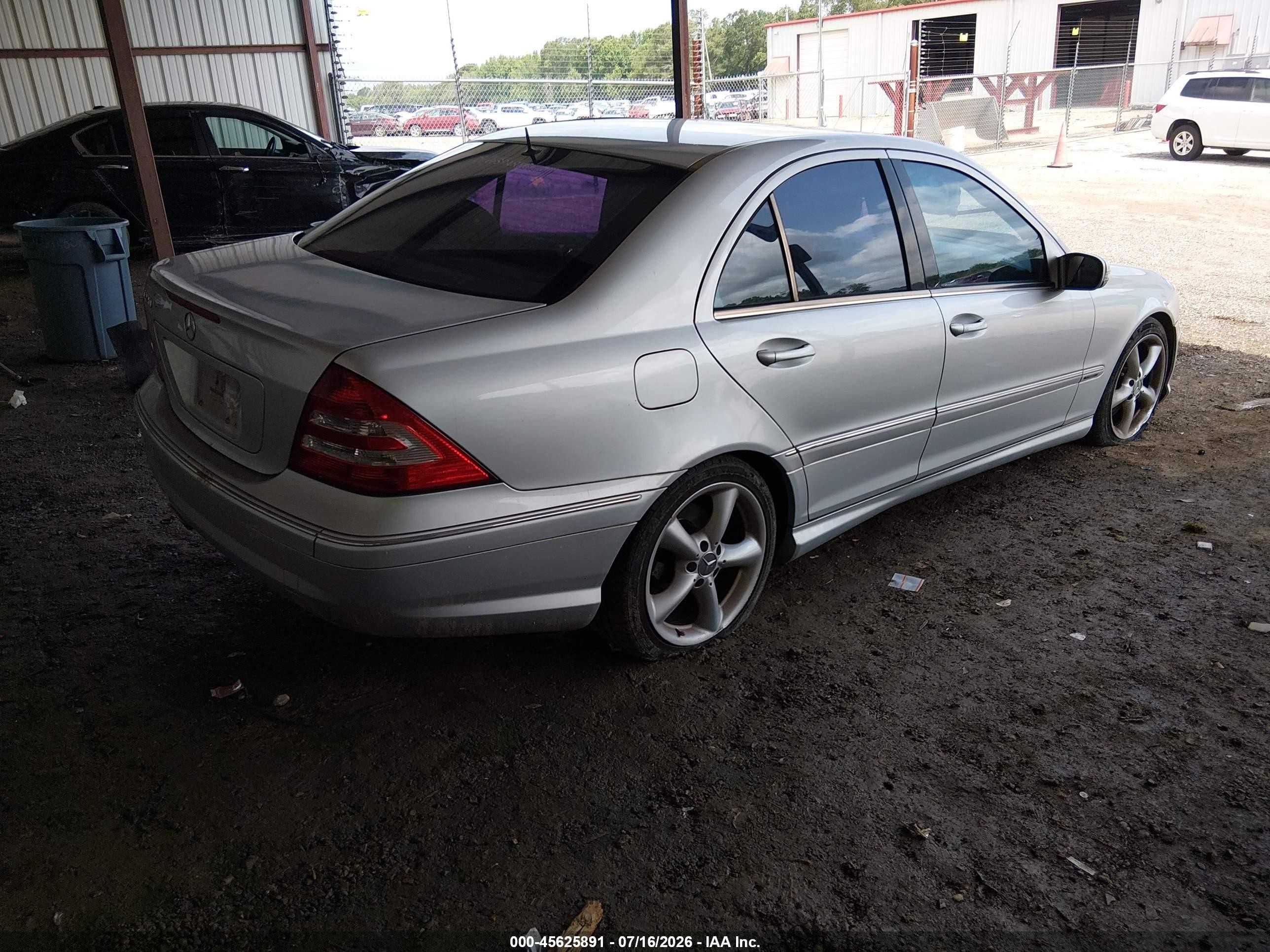2006 Mercedes-benz C 230 Sport Серебряный vin: WDBRF52H96A885760