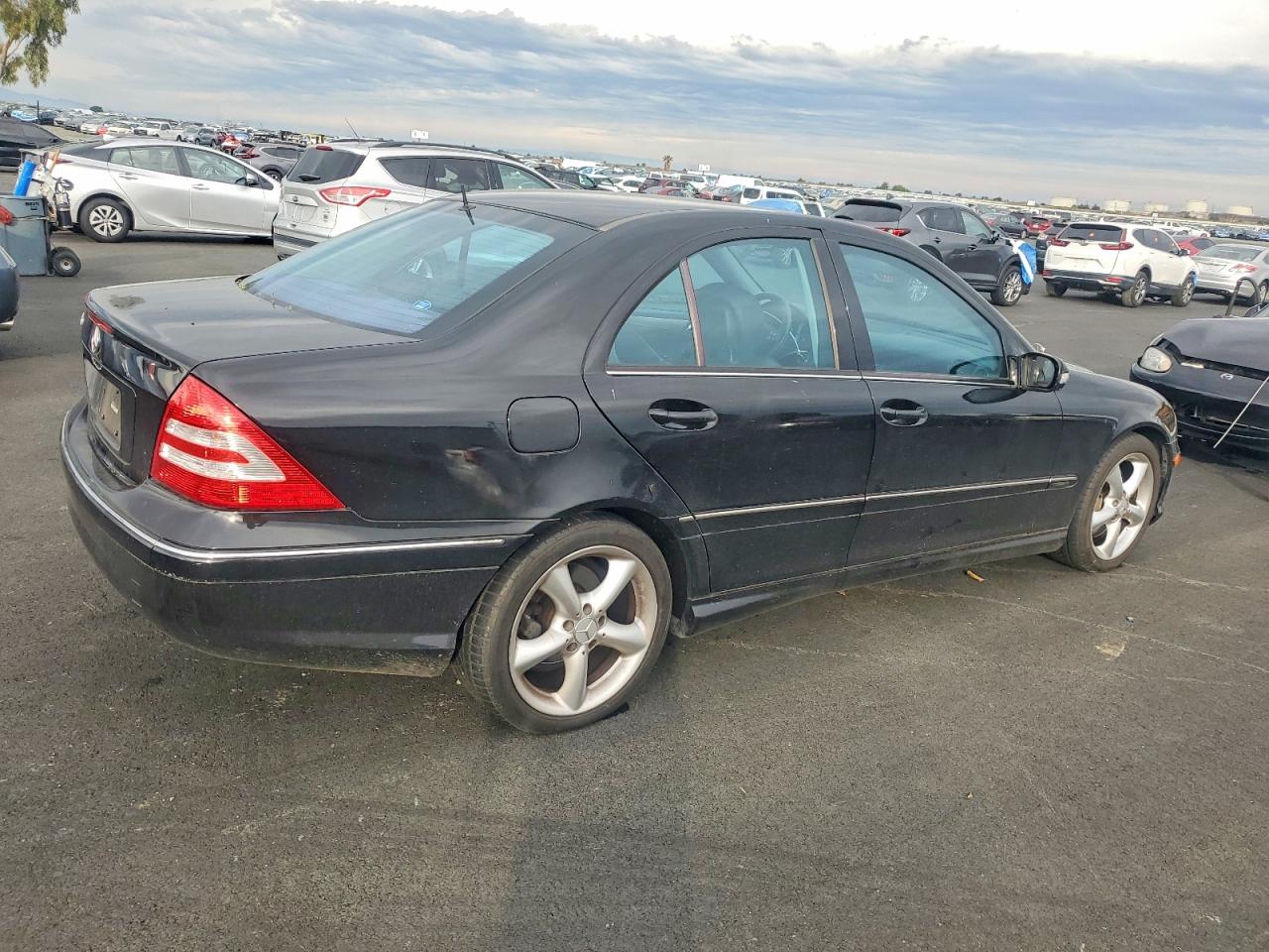 2006 Mercedes-benz C 230 Black vin: WDBRF52H96A907286