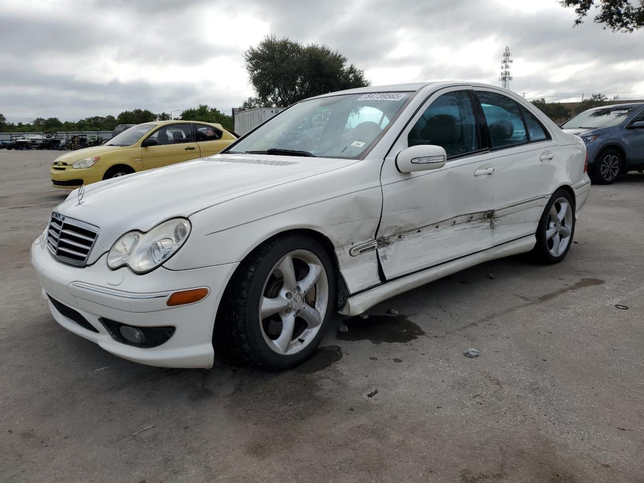 2006 Mercedes-benz C 230 Белый vin: WDBRF52H96F734615