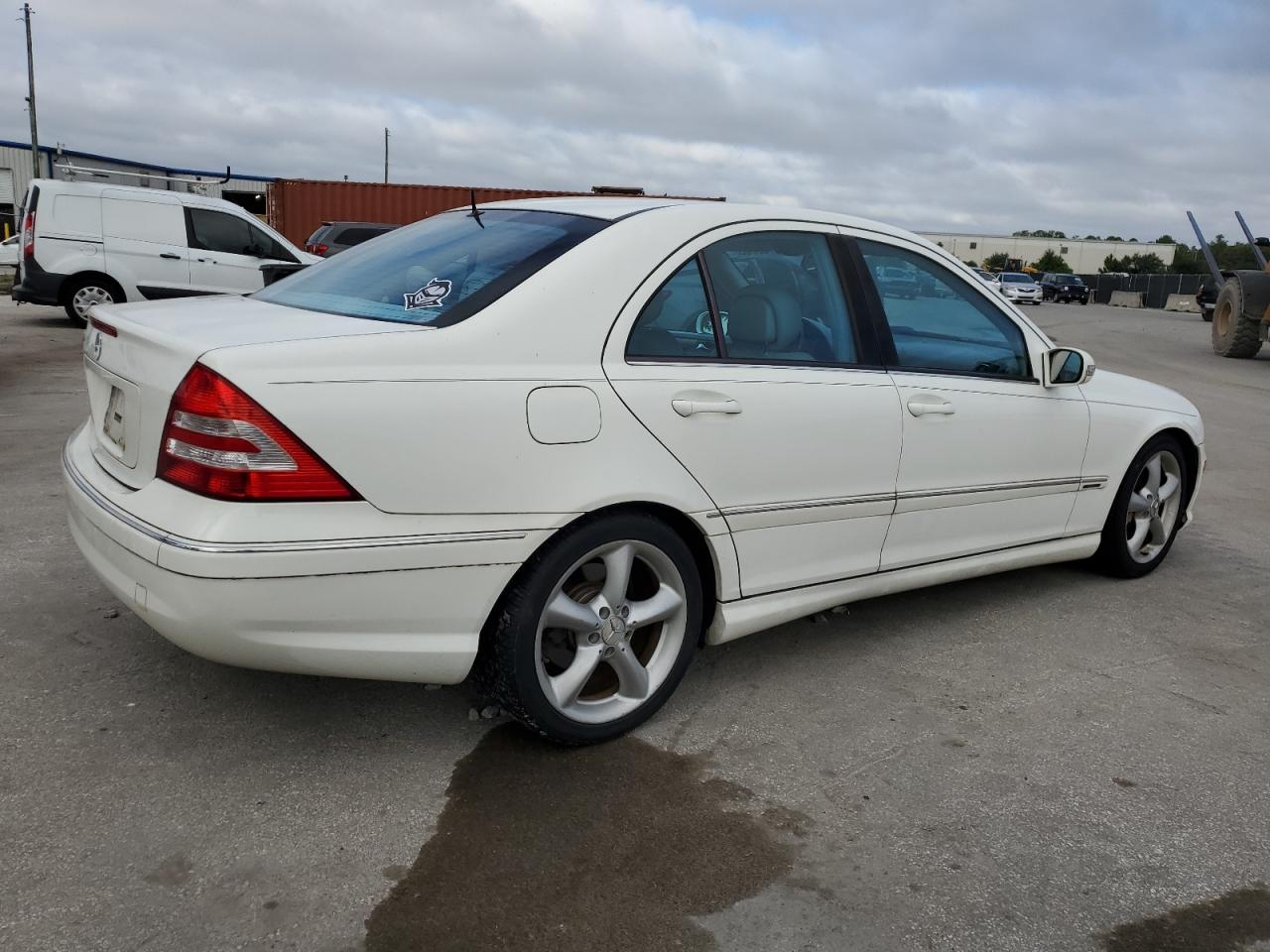 2006 Mercedes-benz C 230 White vin: WDBRF52H96F734615